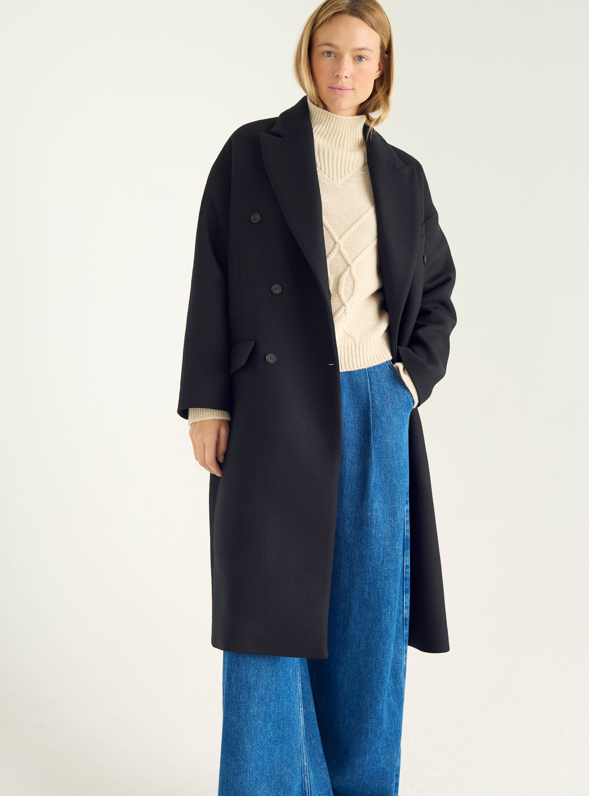 Long double-breasted coat in recycled wool cloth