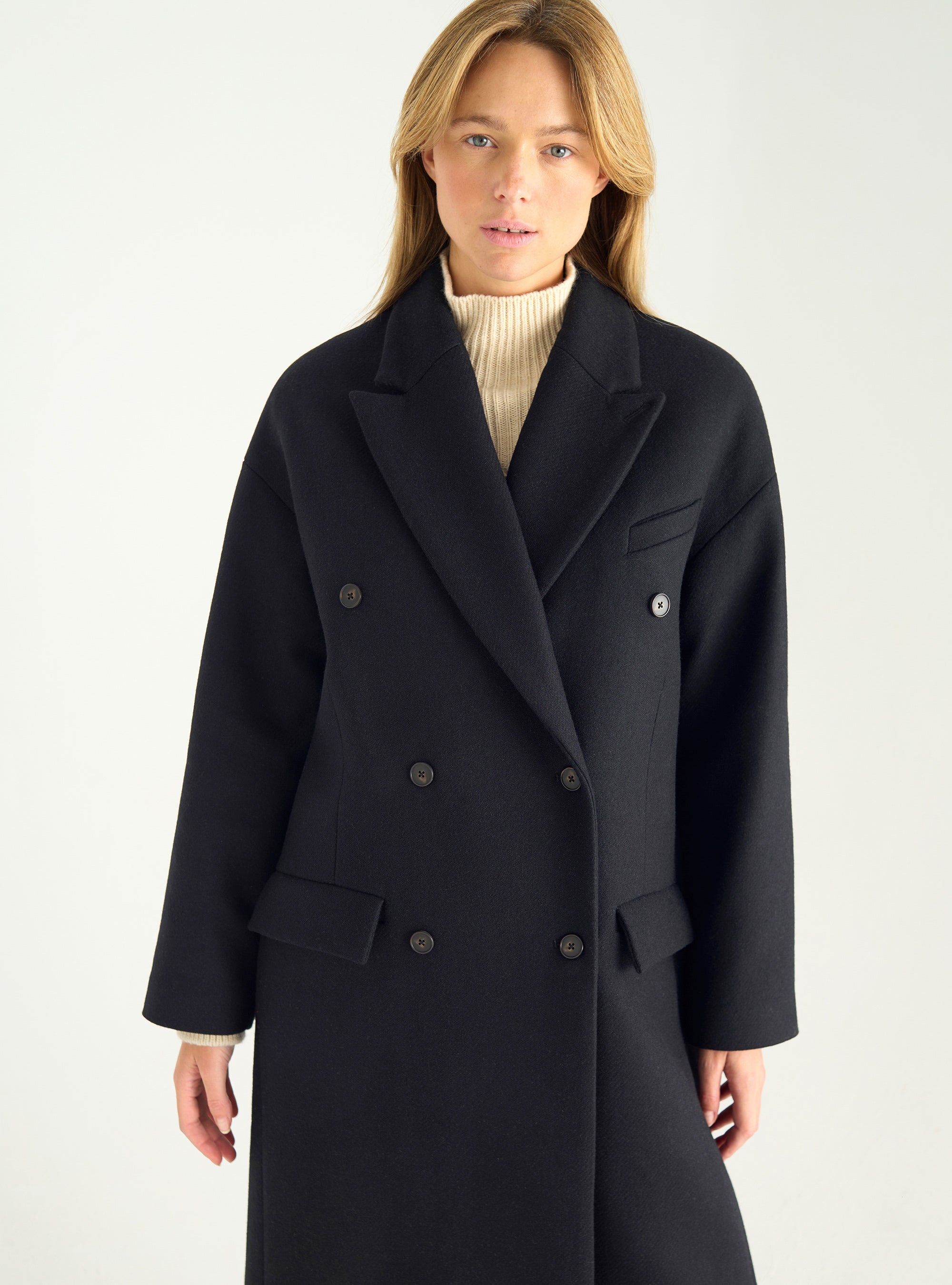 Long double-breasted coat in recycled wool cloth