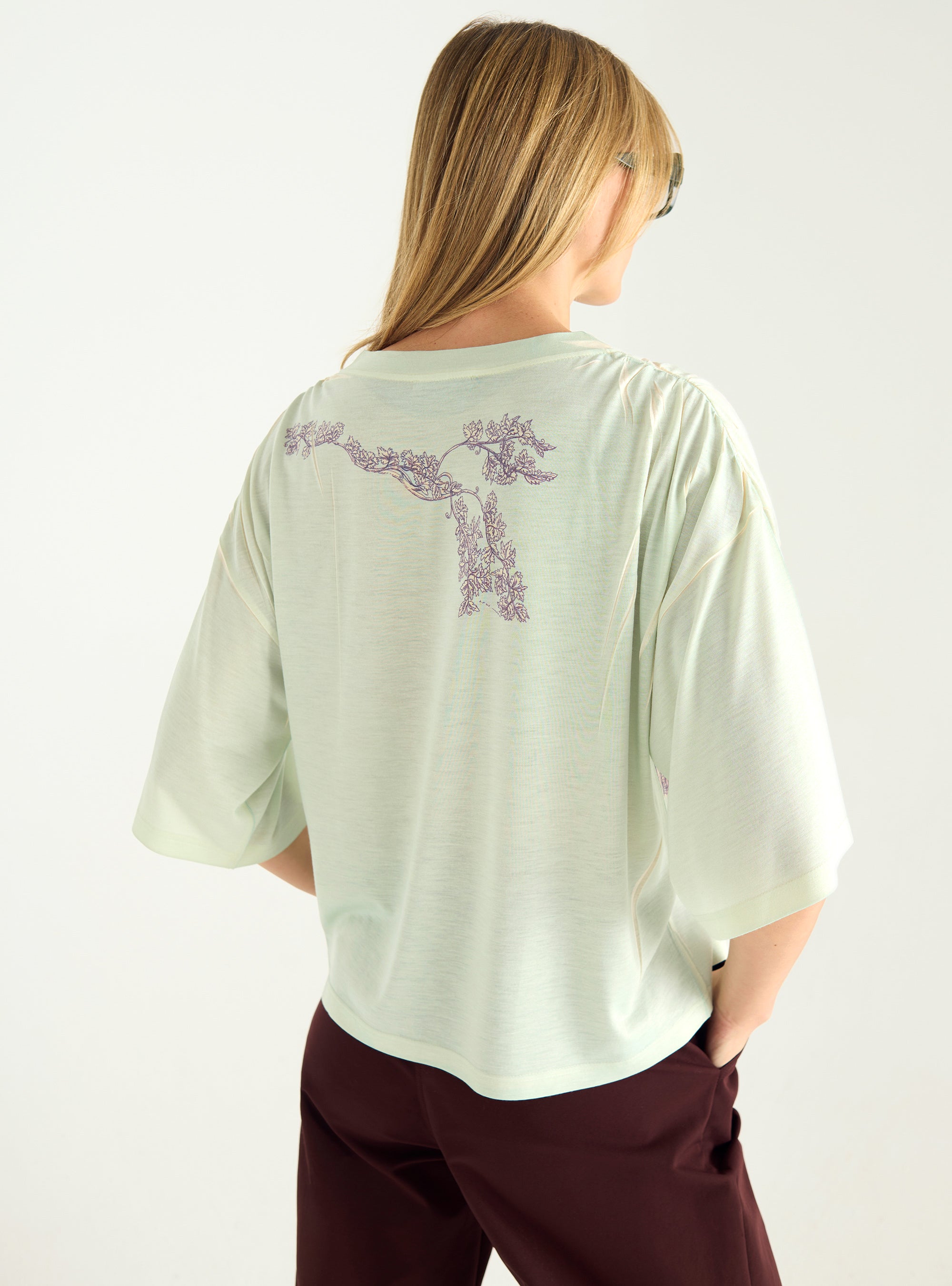 "Heart Strings" printed T-shirt