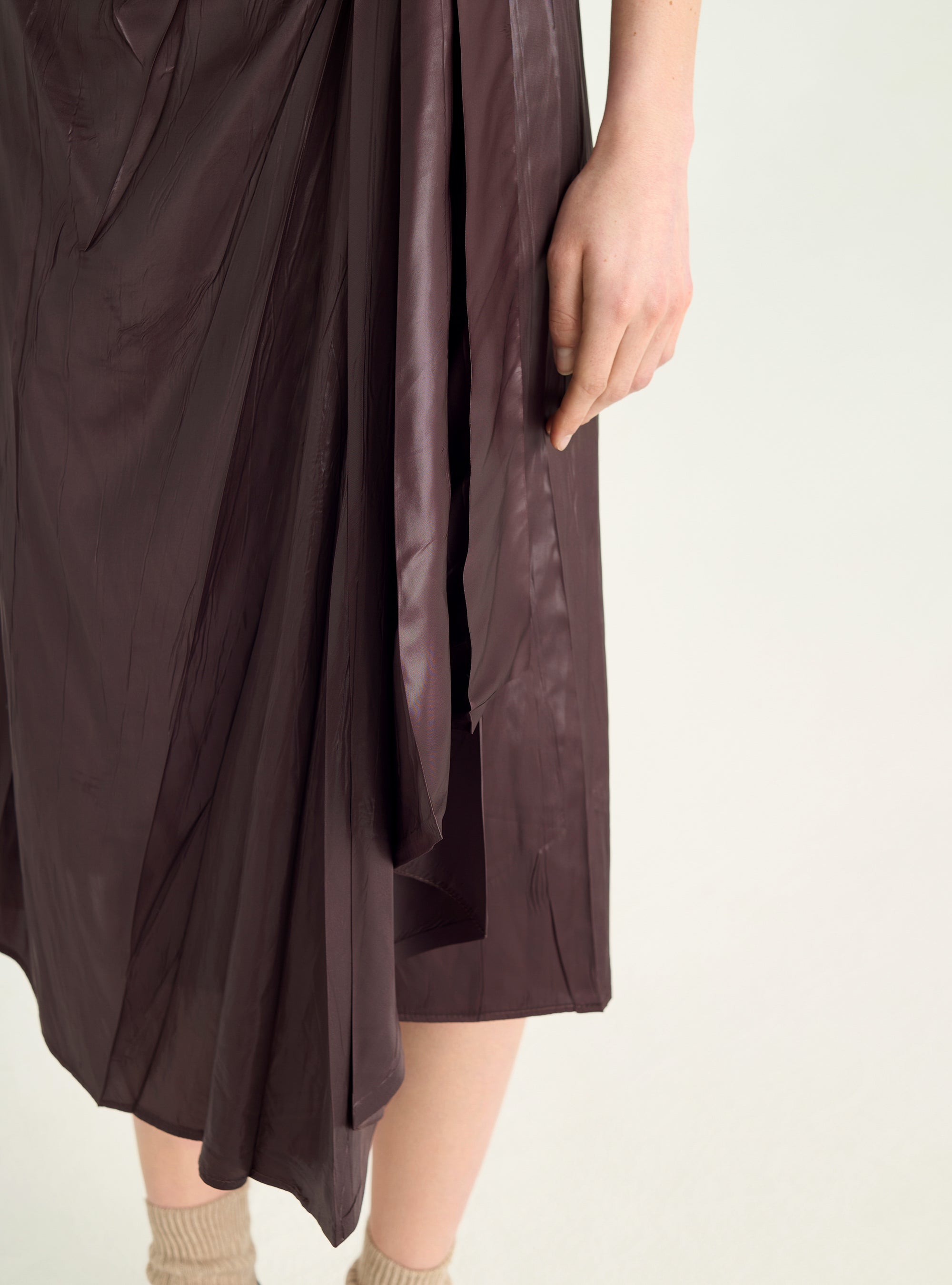 Satin pleated skirt