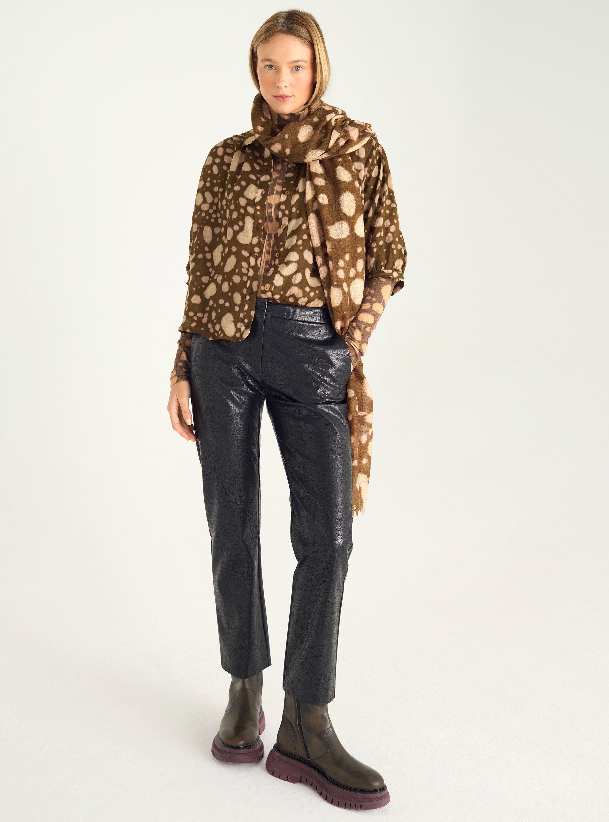 Balloon sleeve shirt