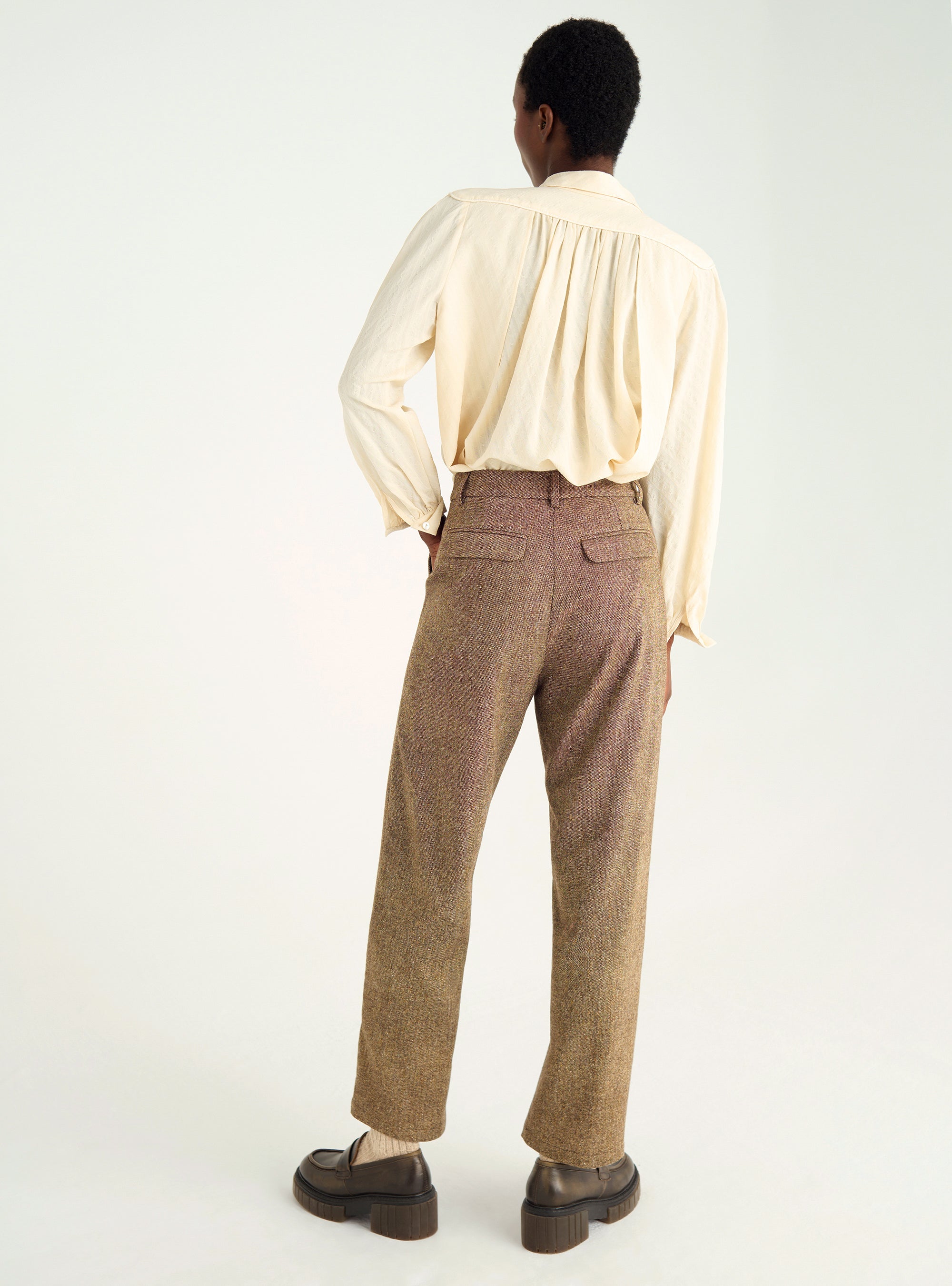 Carrot pants in mottled wool tweed