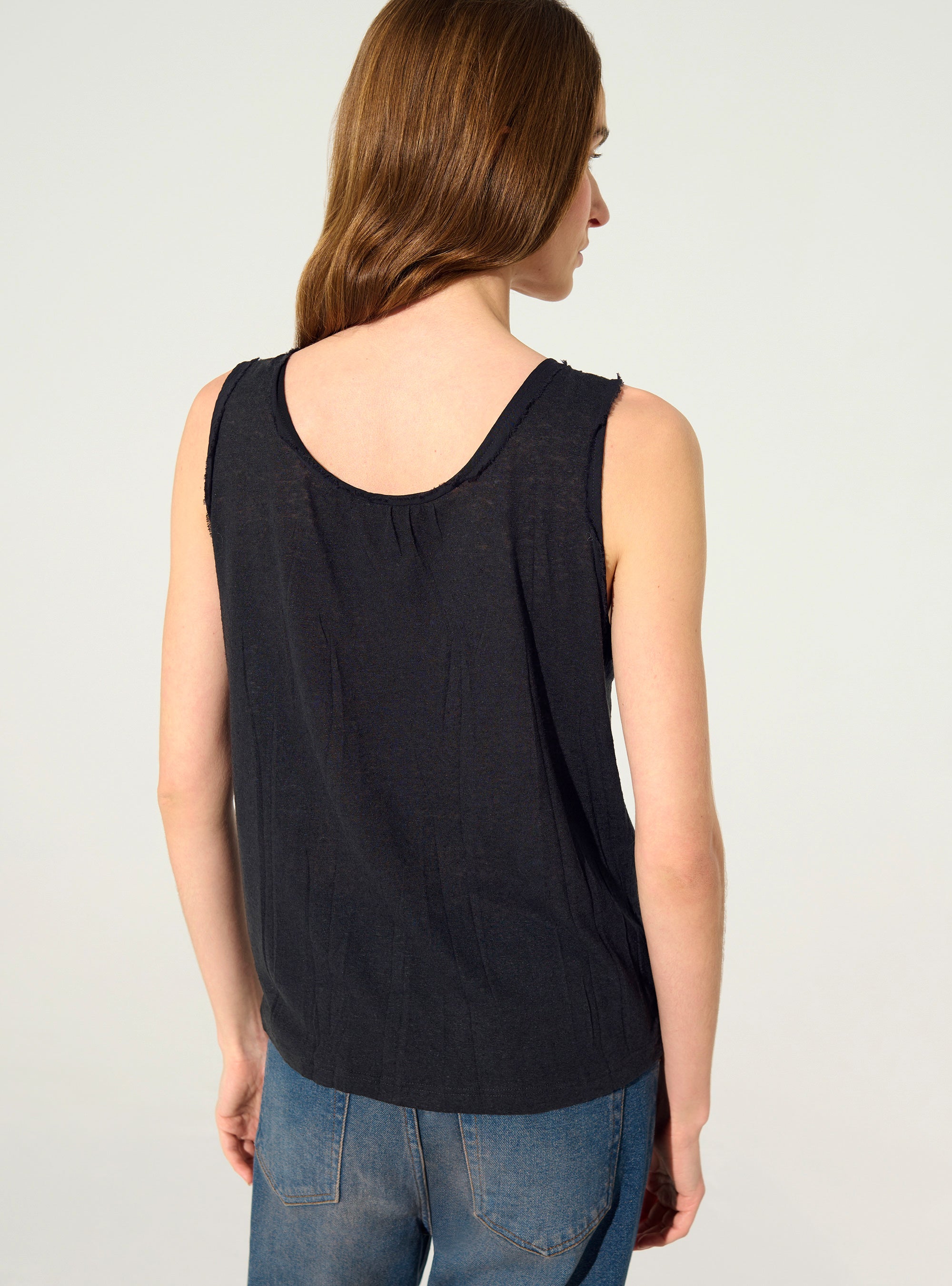 Black fitted tank top