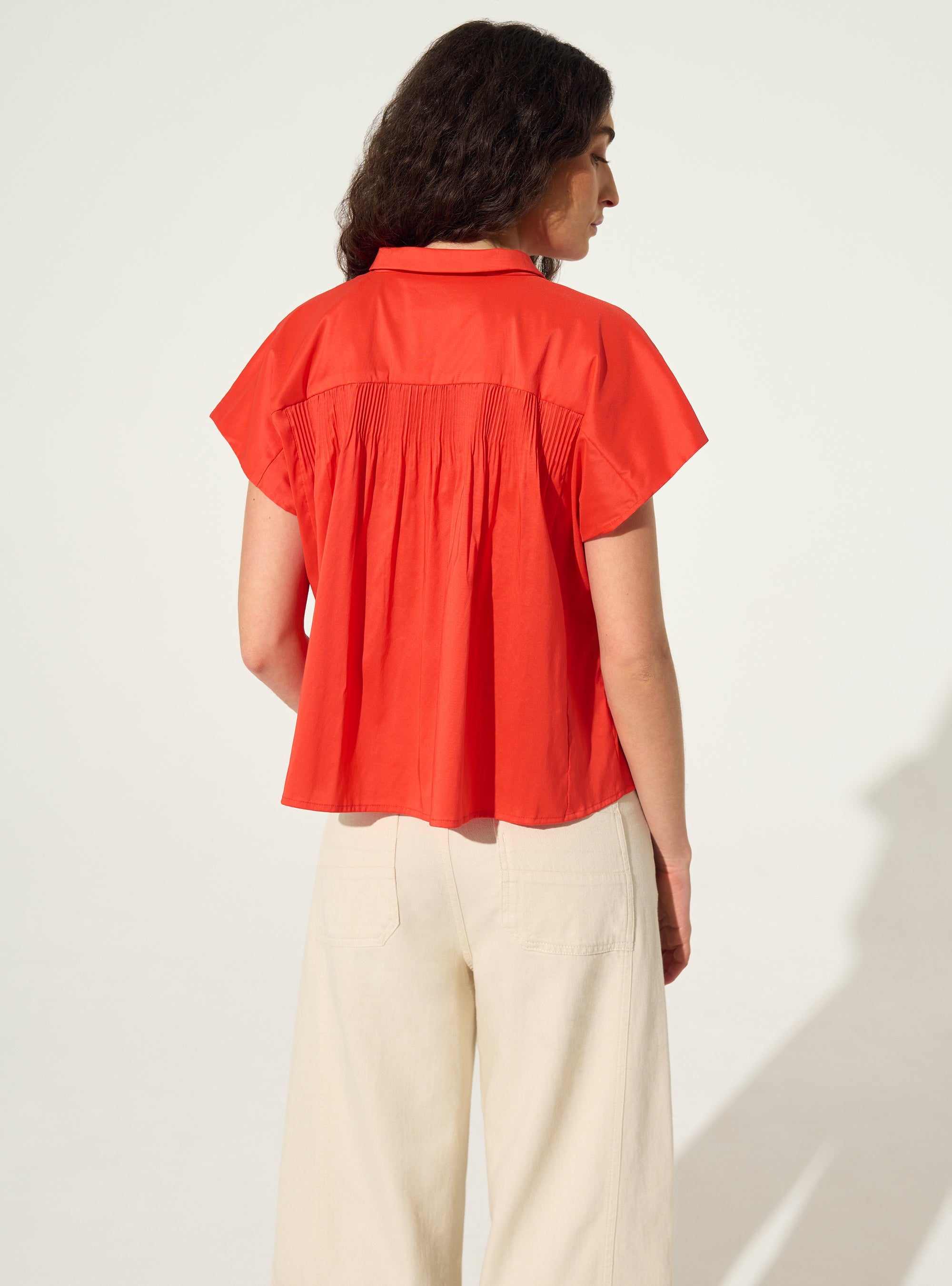 Red cotton pleated shirt
