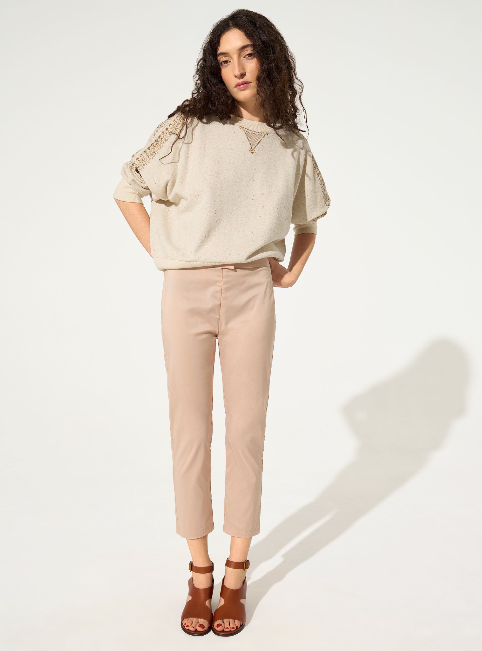 Pink cotton cropped pants