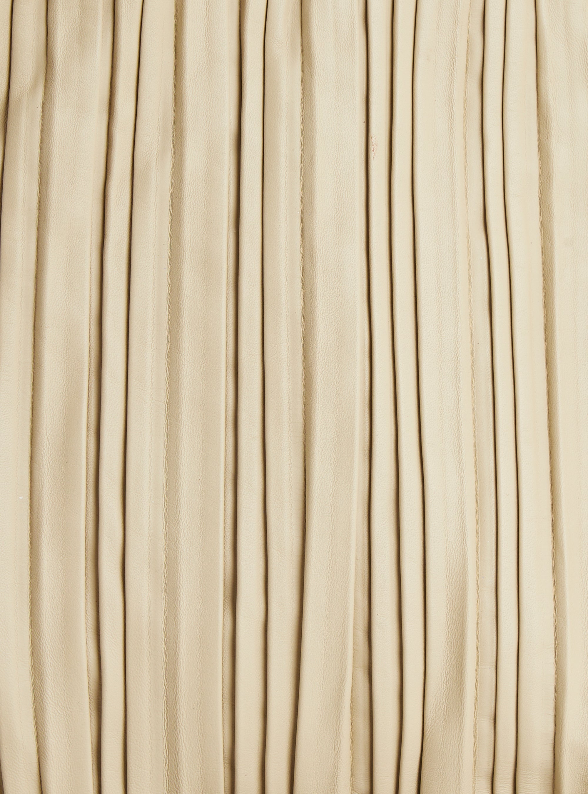 Pleated bag in ecru leather