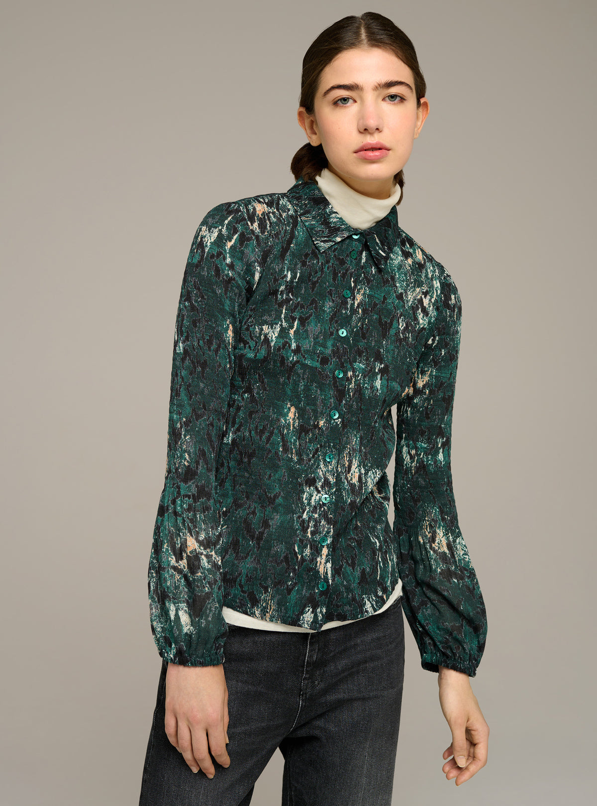 Printed fitted long-sleeve shirt