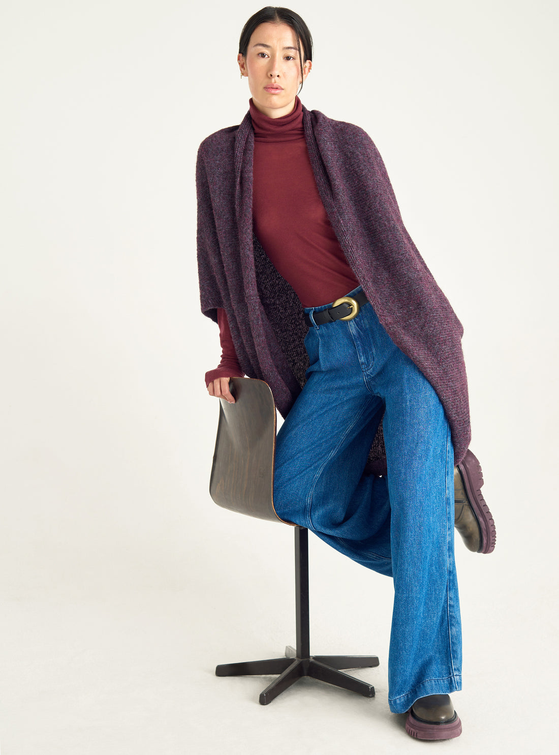 Sleeveless wool and cotton cardigan