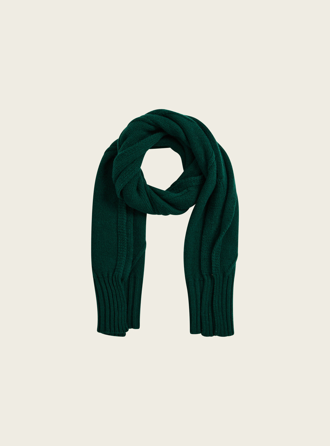 Cable-knit wool scarf