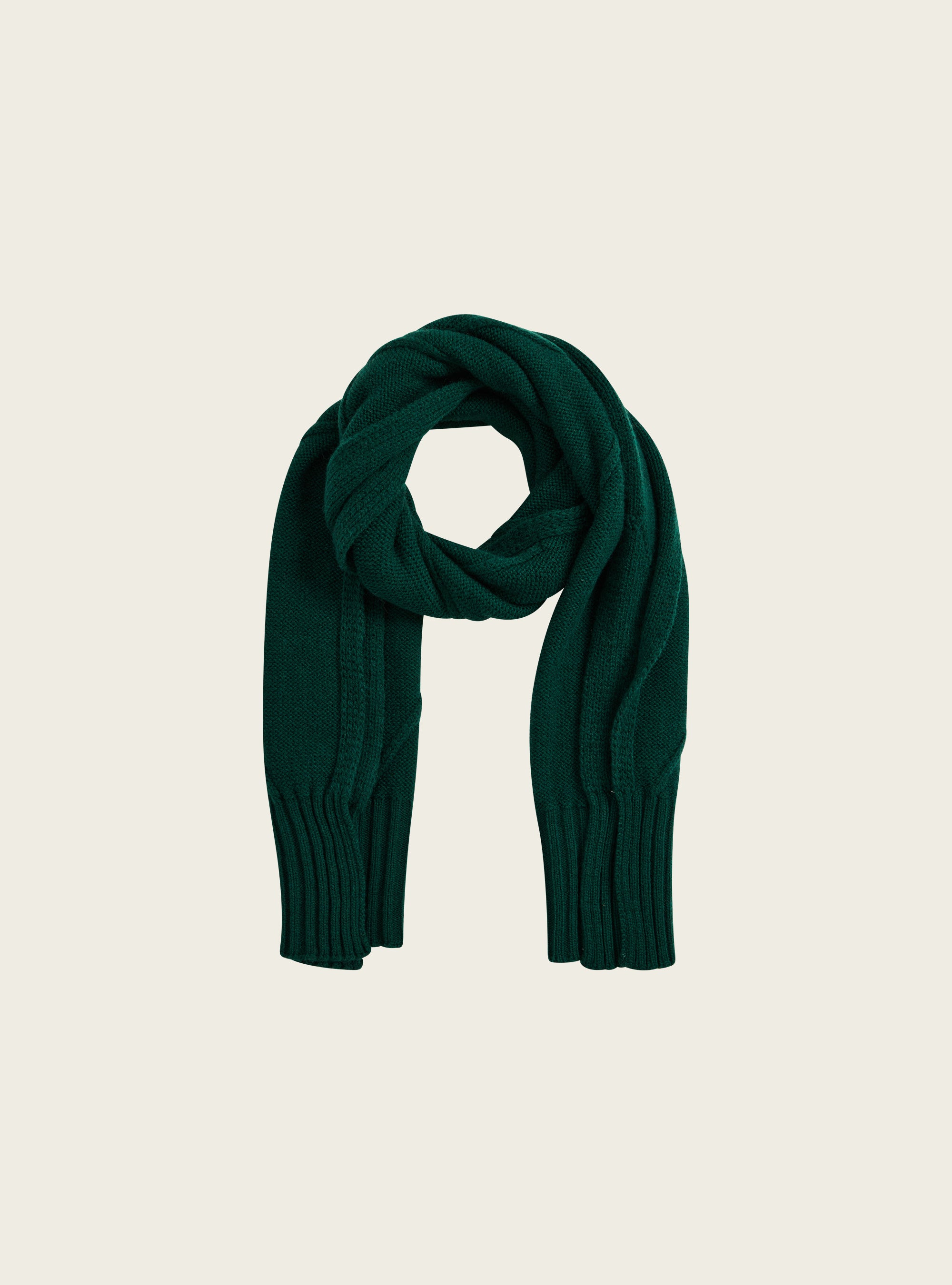 Cable-knit wool scarf