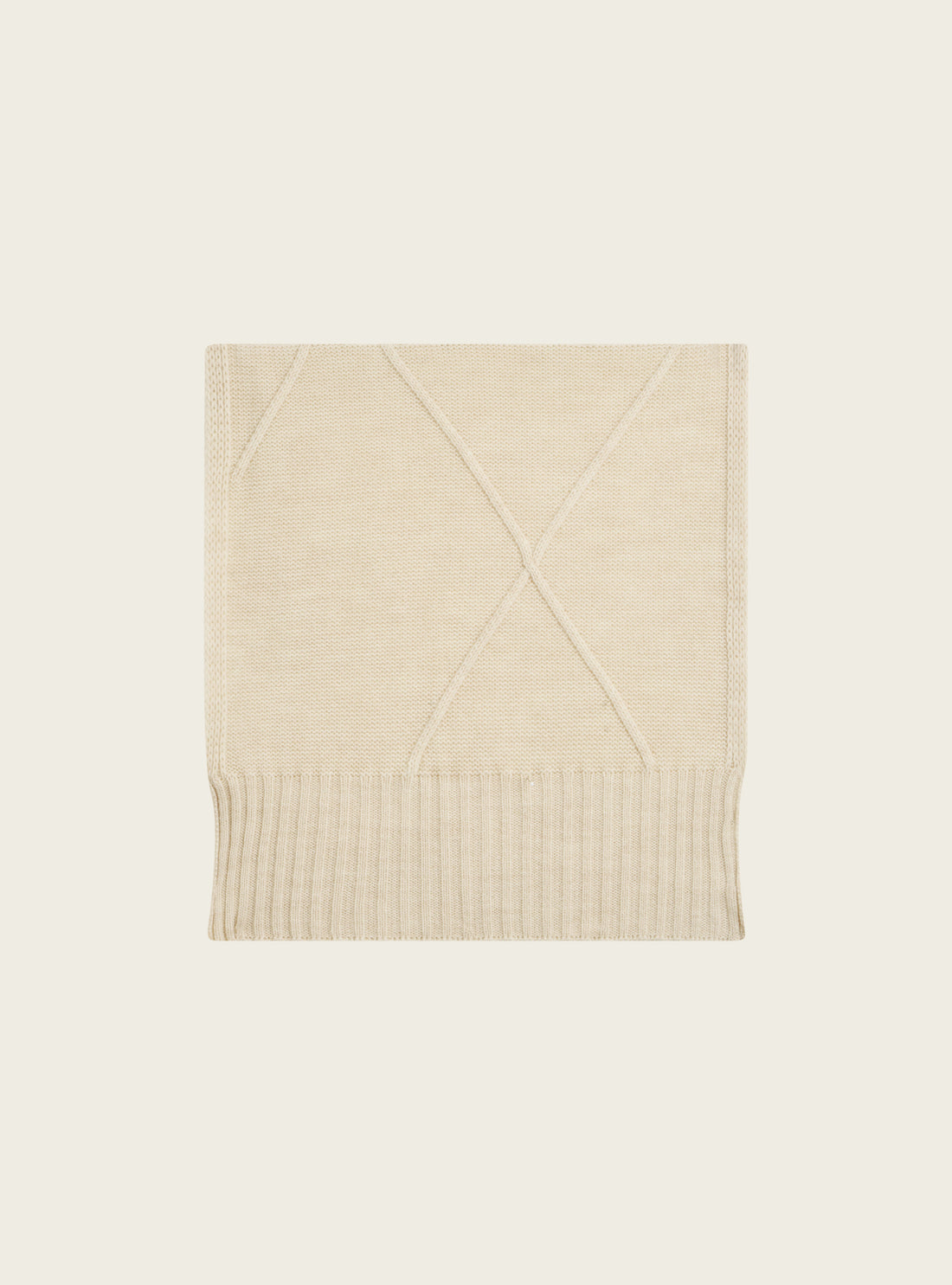 Cable-knit wool scarf