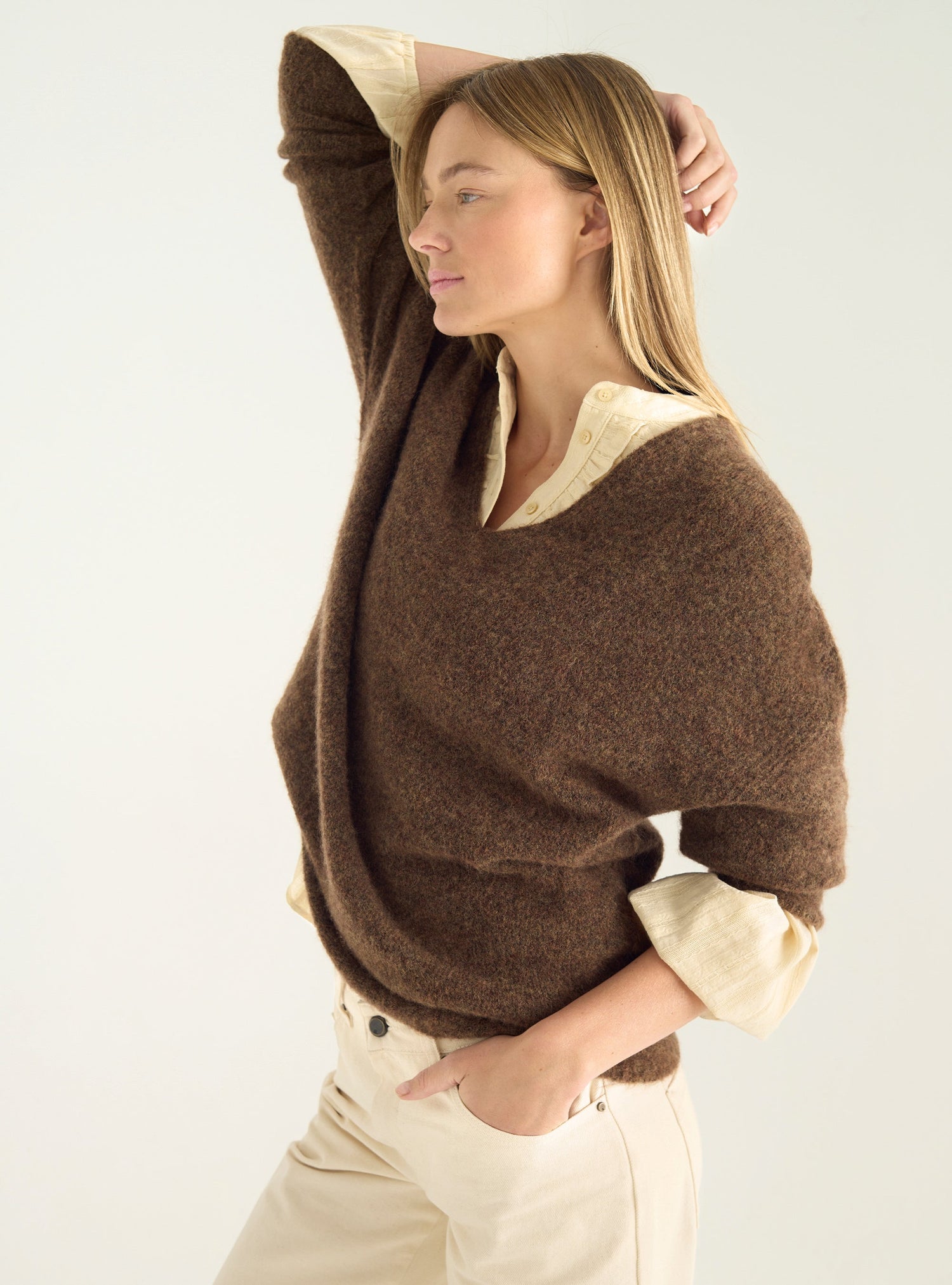 Loose sweater in natural wool