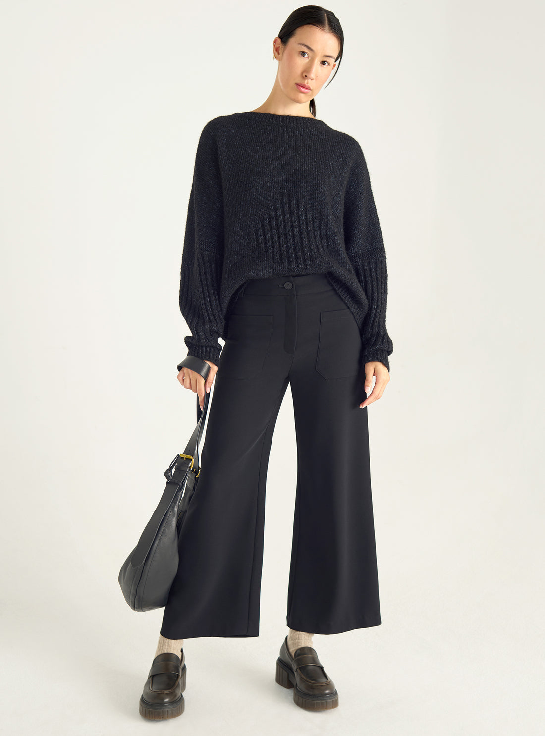 High-waisted cropped pants