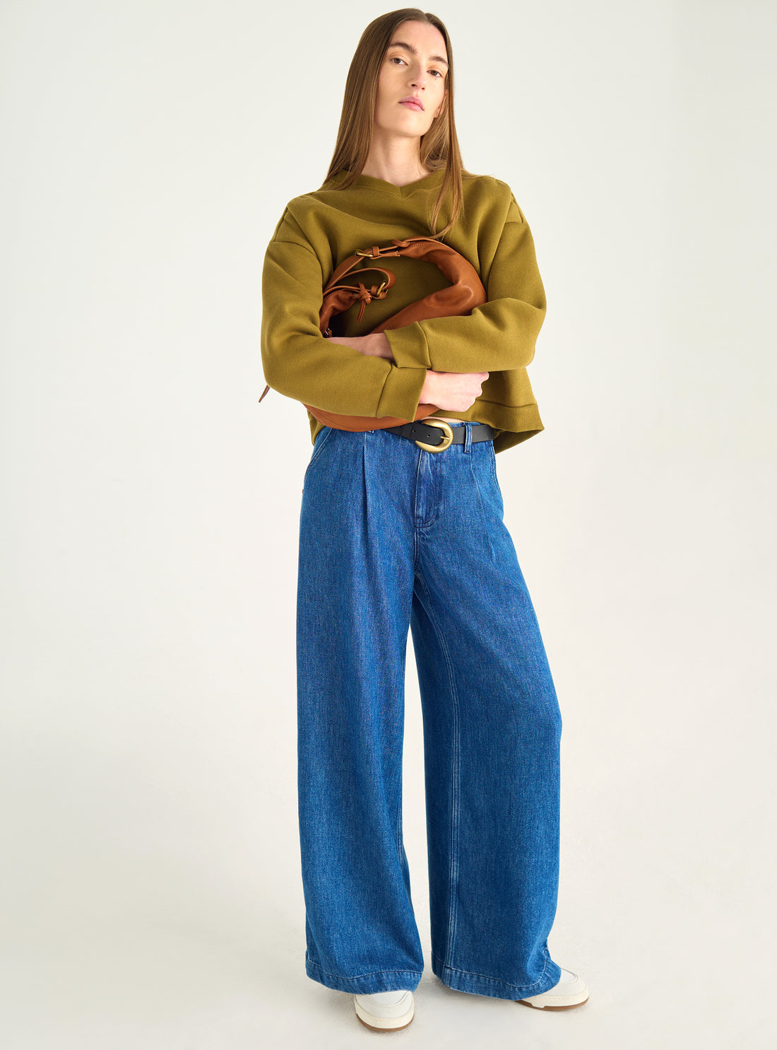 High-waisted, loose-fitting jeans in lyocell denim