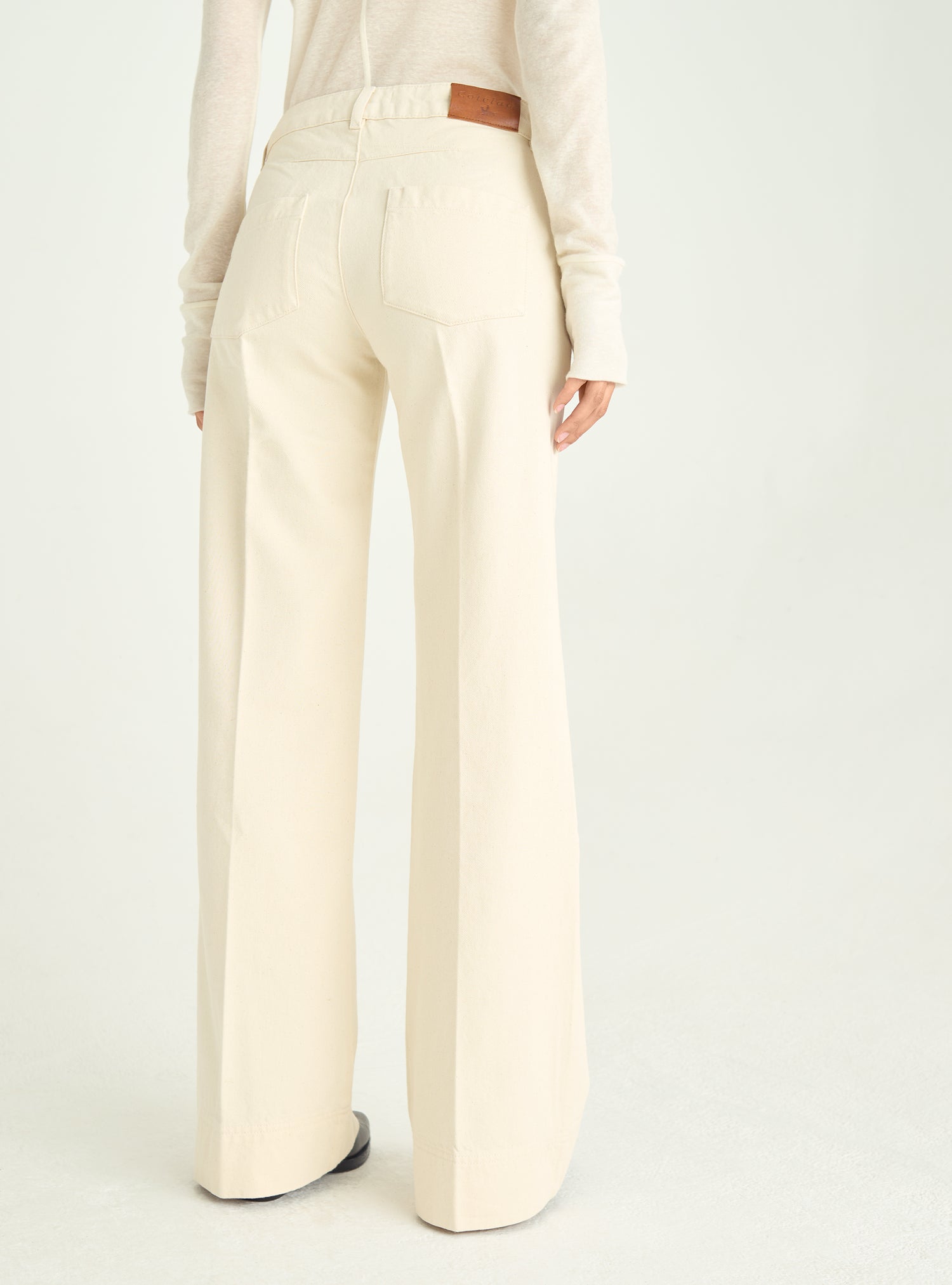 High-waisted flare jeans