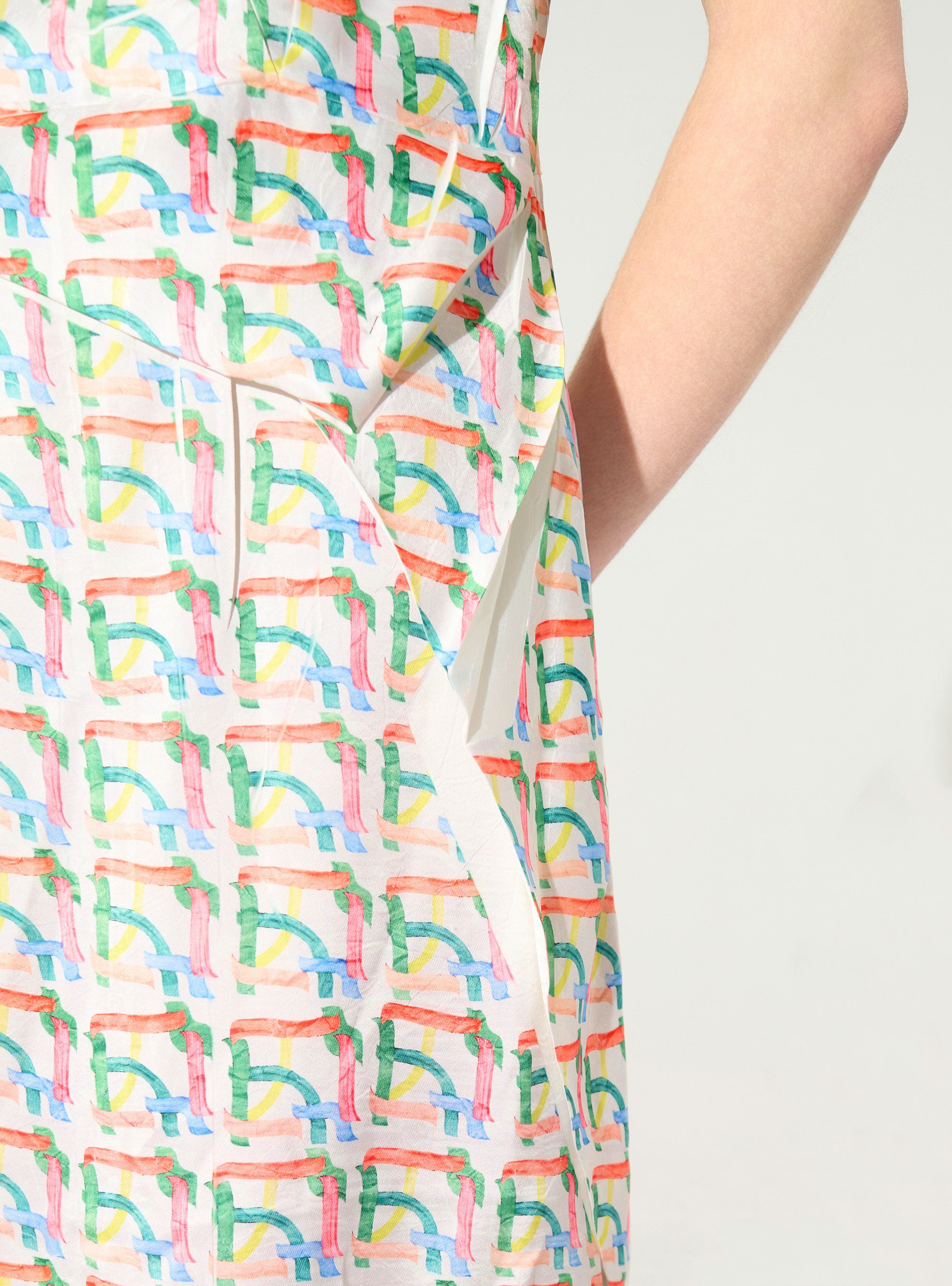 Sublimated pleated fitted dress