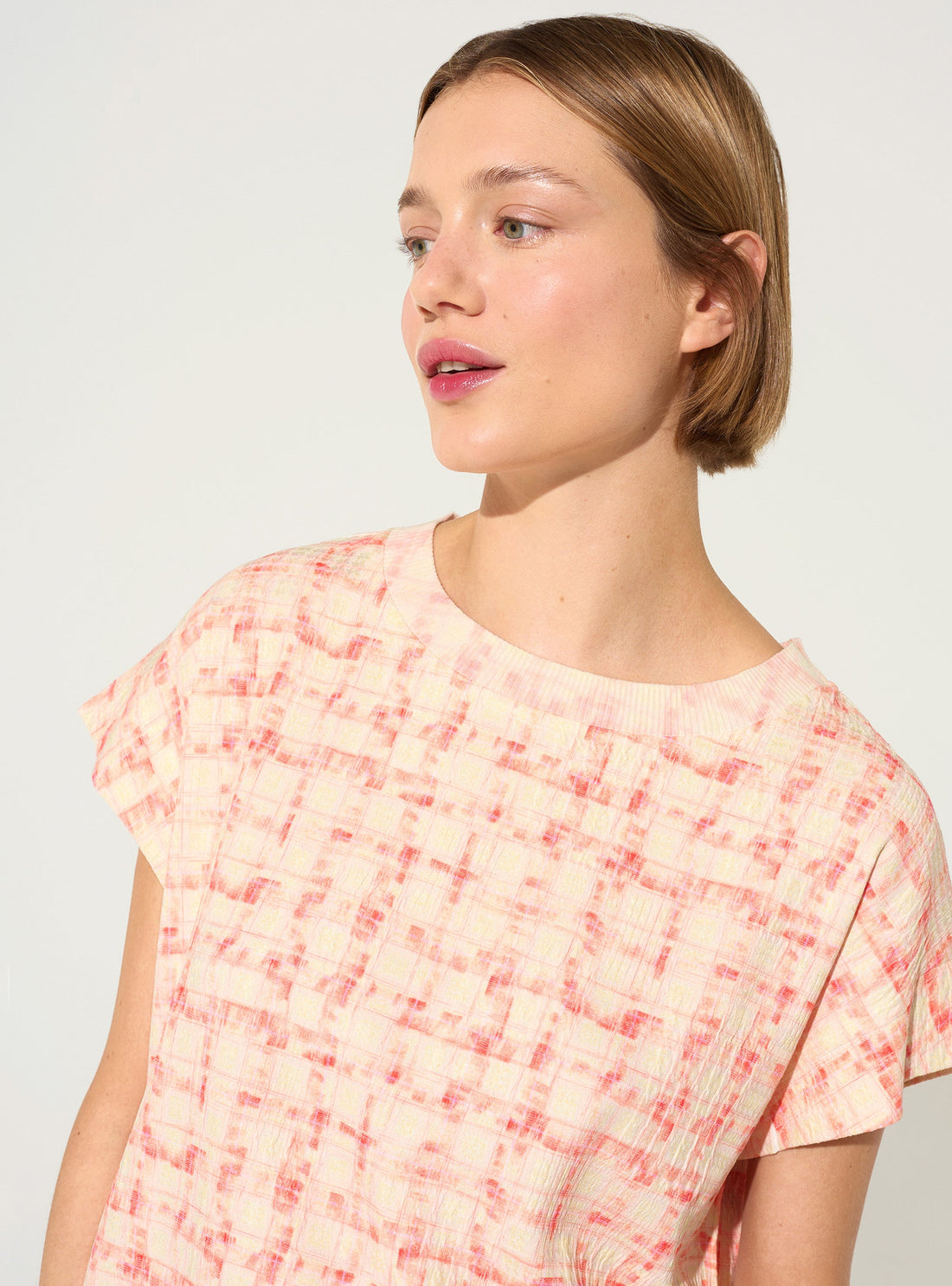 Straight blouse with orange print