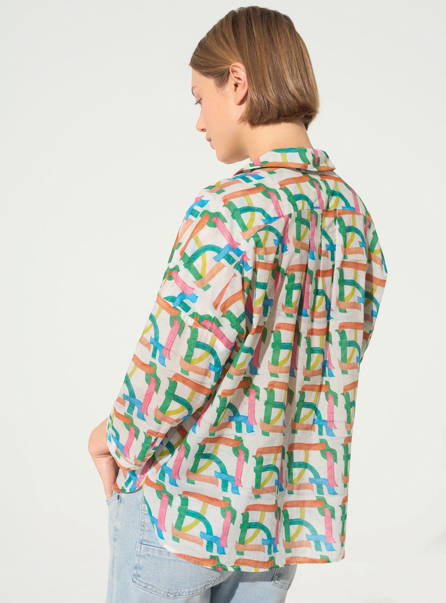 Oversized white cotton house print shirt