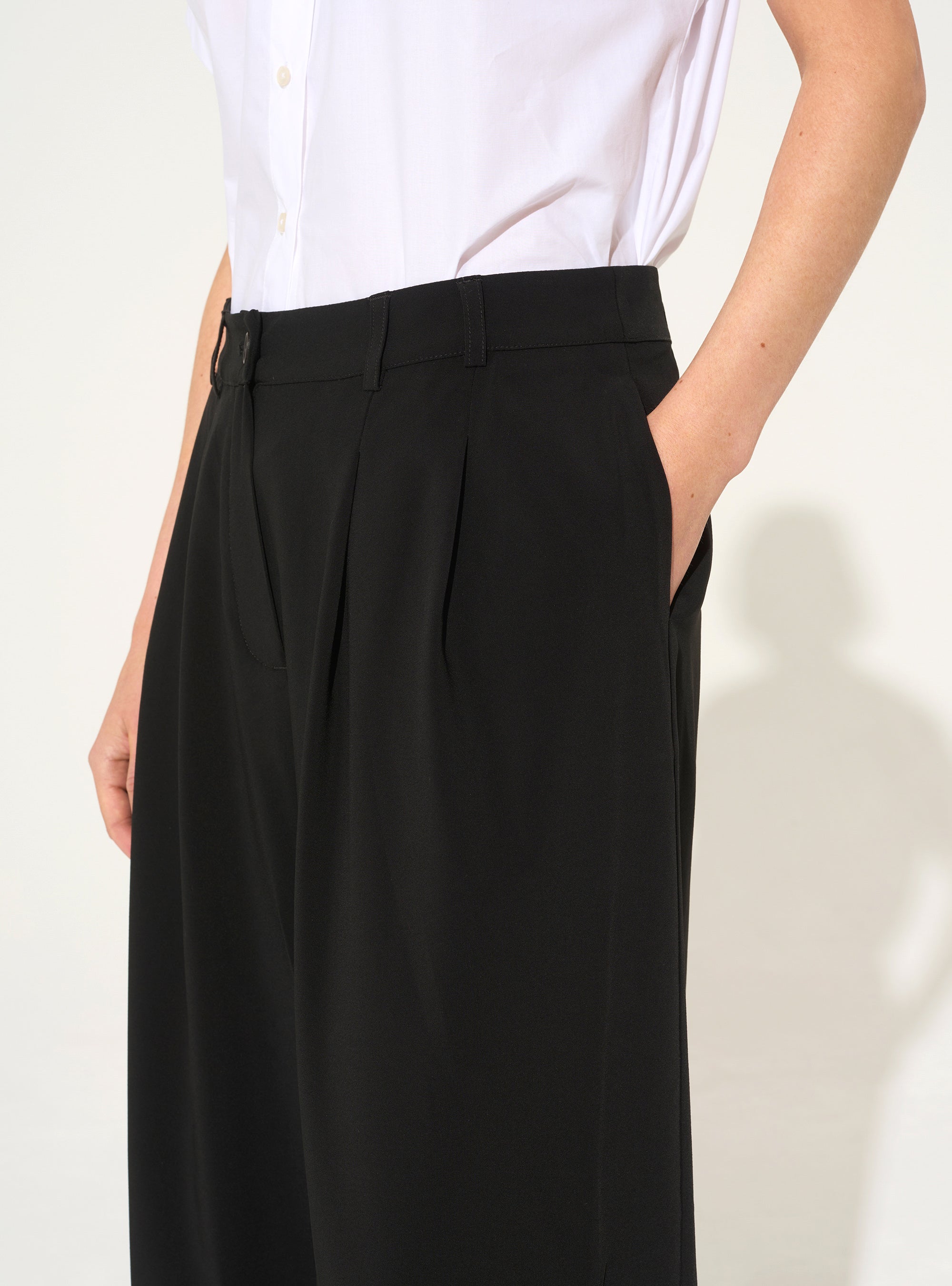 Black wide-leg trousers