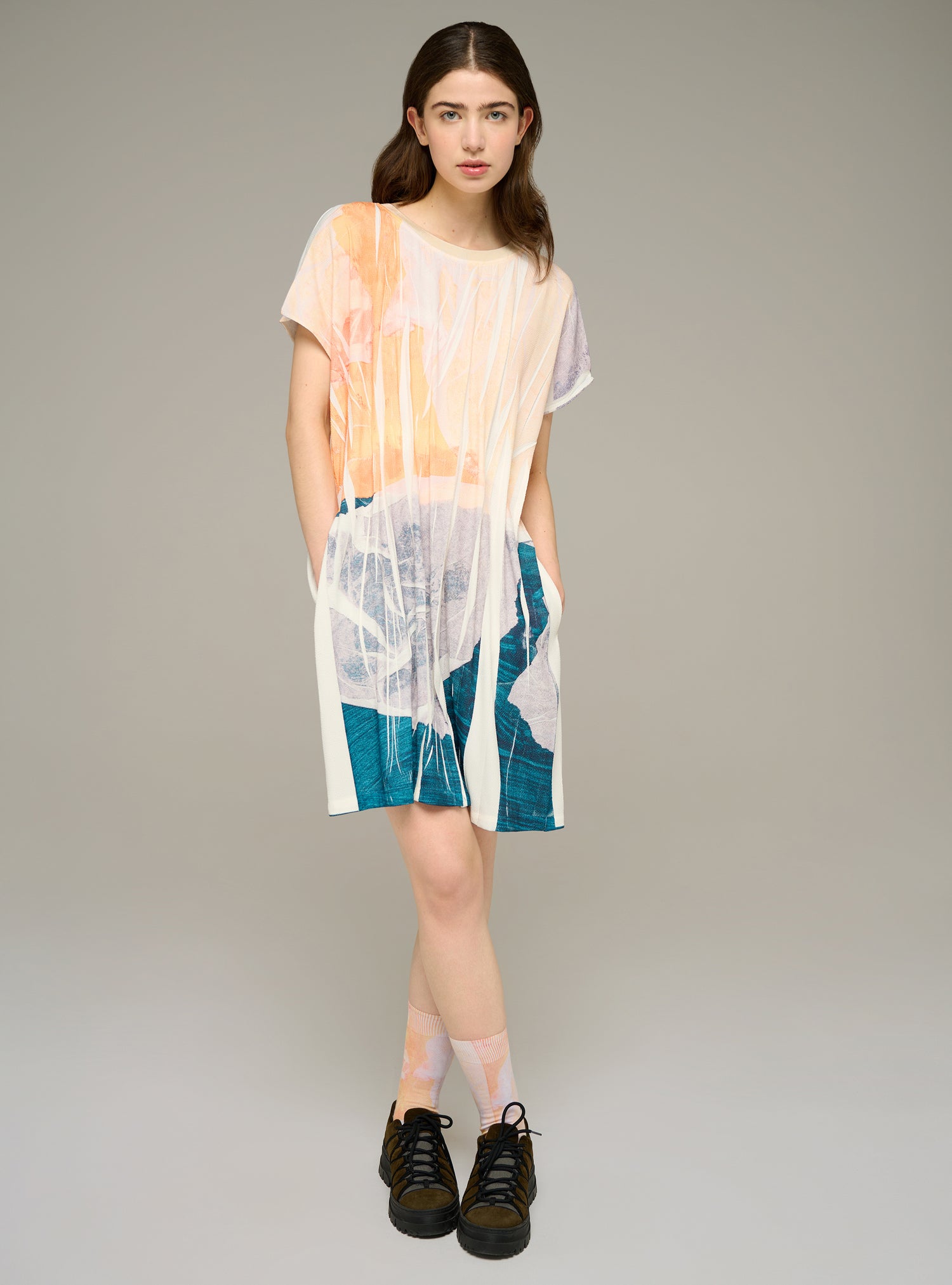 Printed fitted mini dress