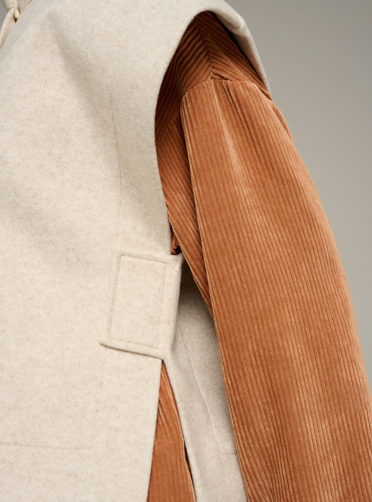 Cotélac Straight sleeveless vest