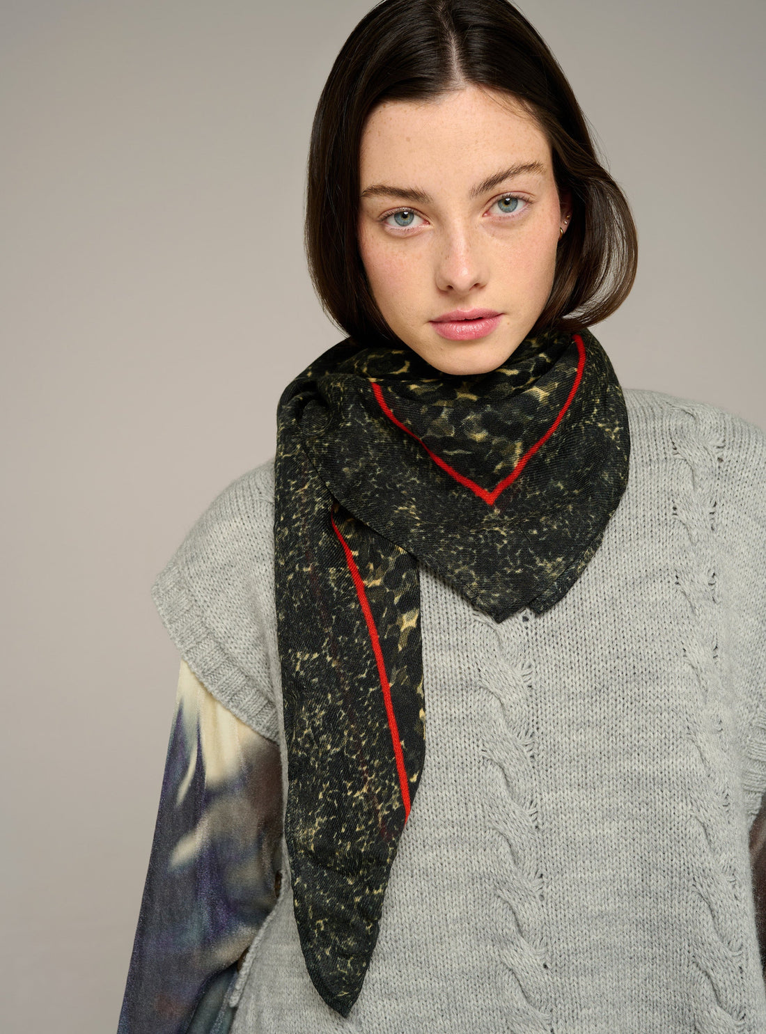 Cotélac acoté Large printed wool scarf