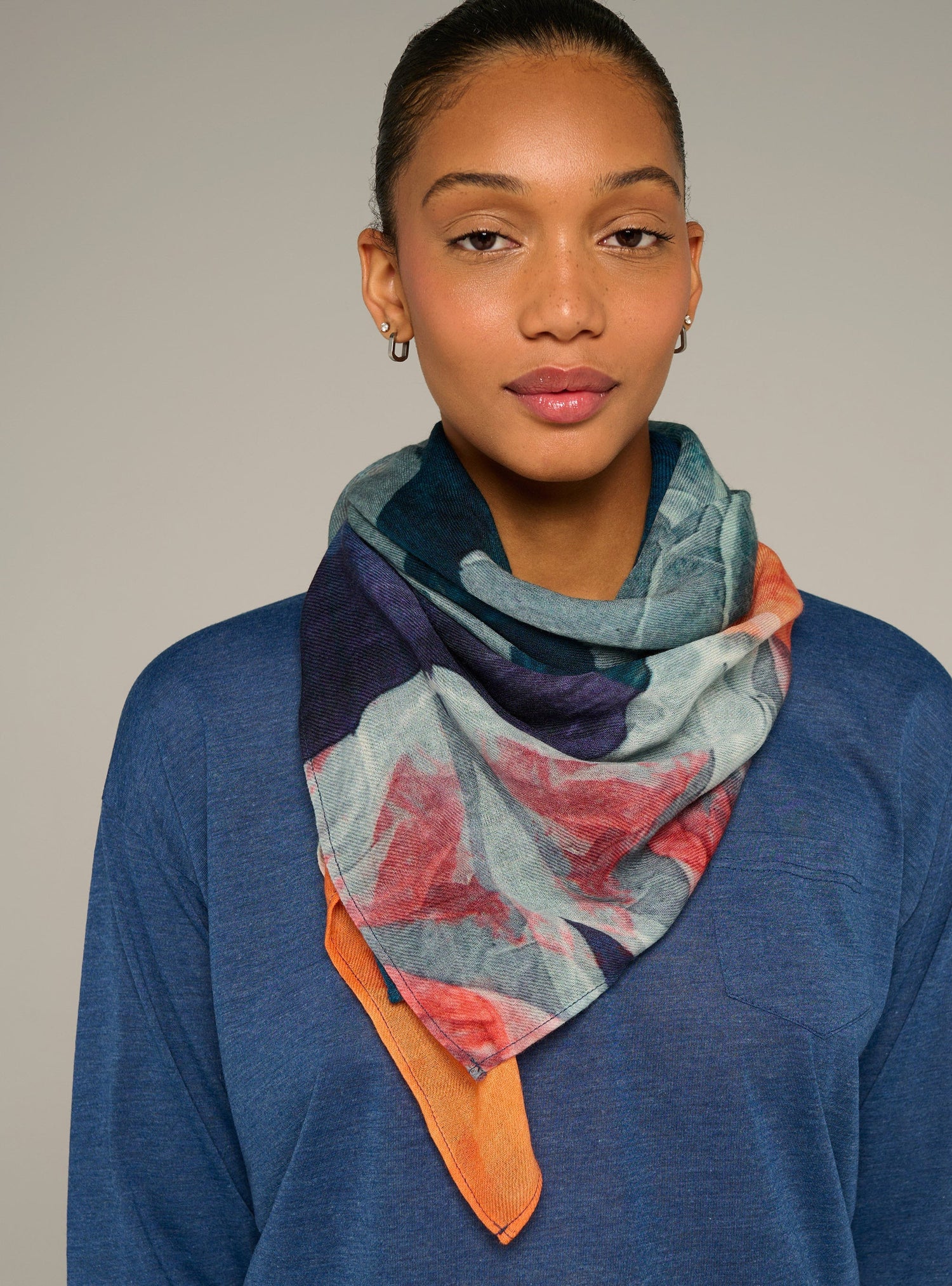 Cotélac acoté Large printed wool scarf