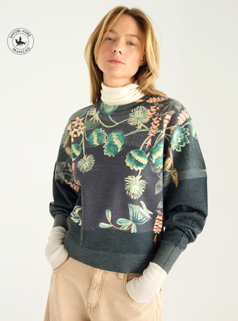 Sweater sublimated with watercolor