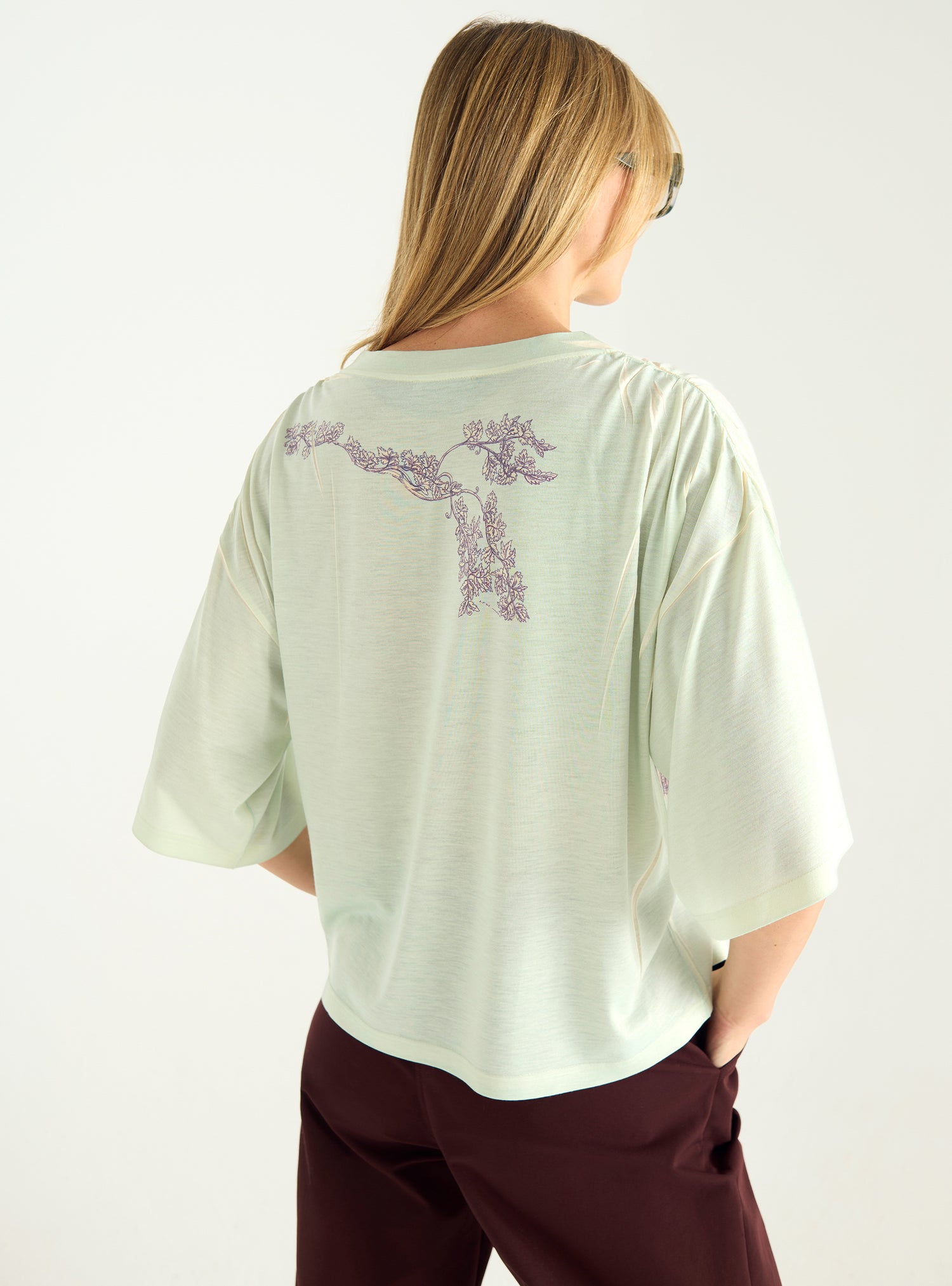 "Heart Strings" printed T-shirt