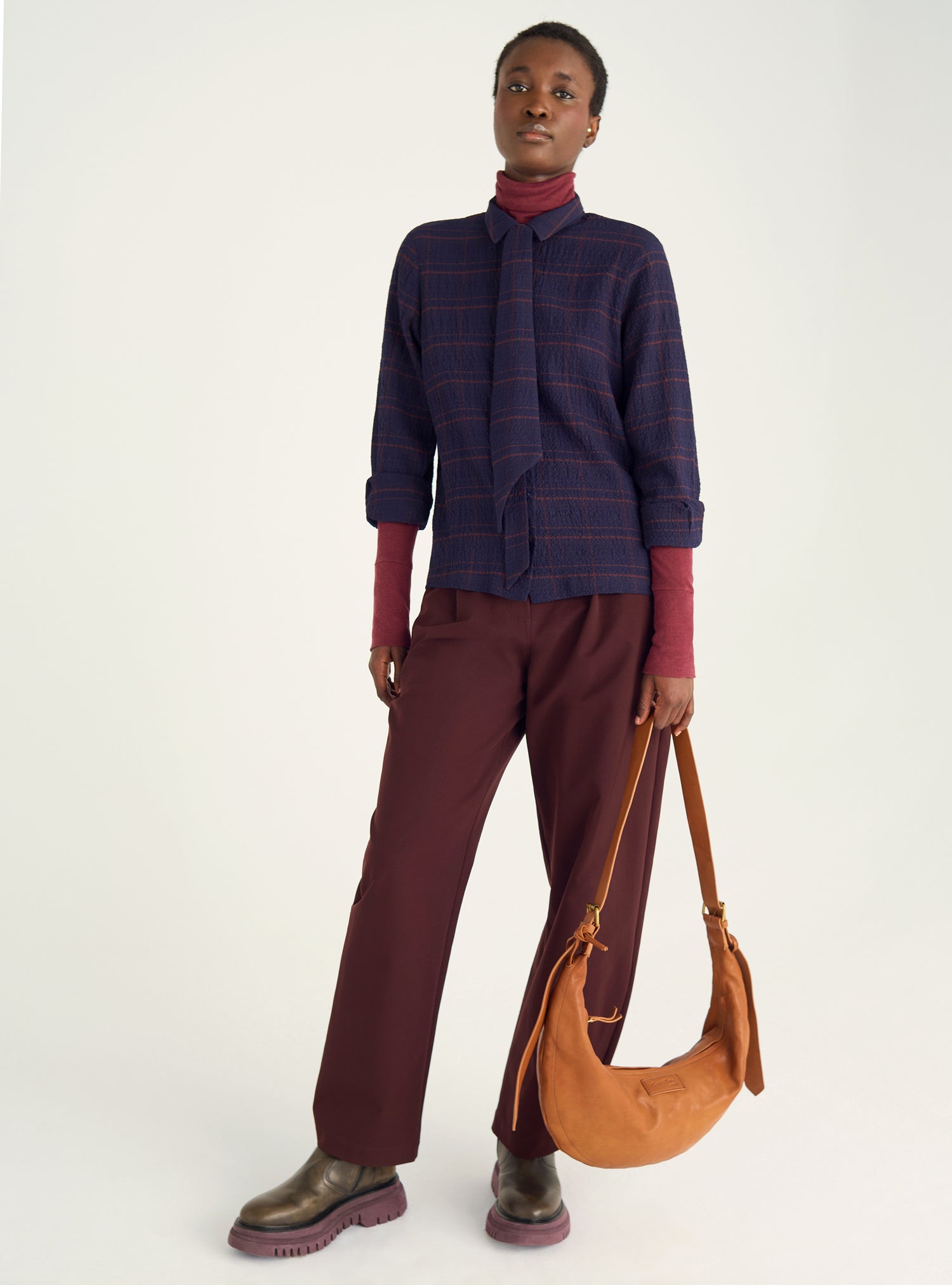 Seersucker shirt with removable tie