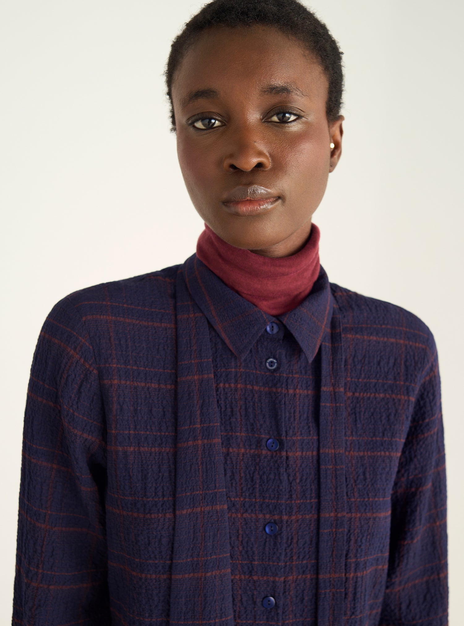 Seersucker shirt with removable tie