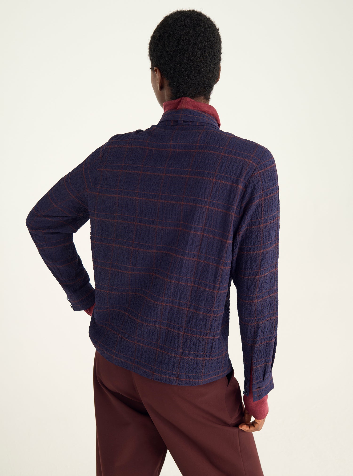 Seersucker shirt with removable tie