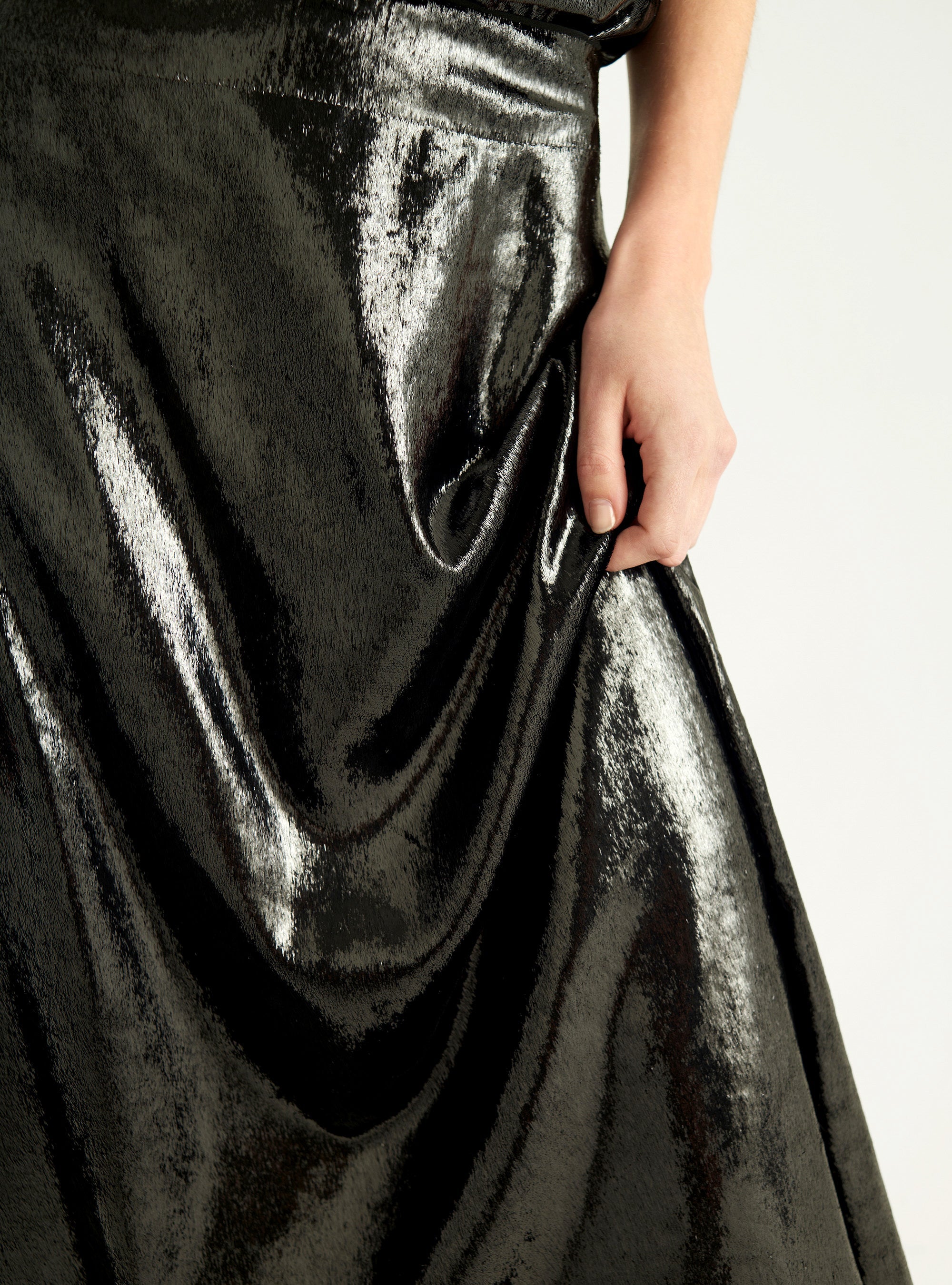 Mid-calf trapeze skirt