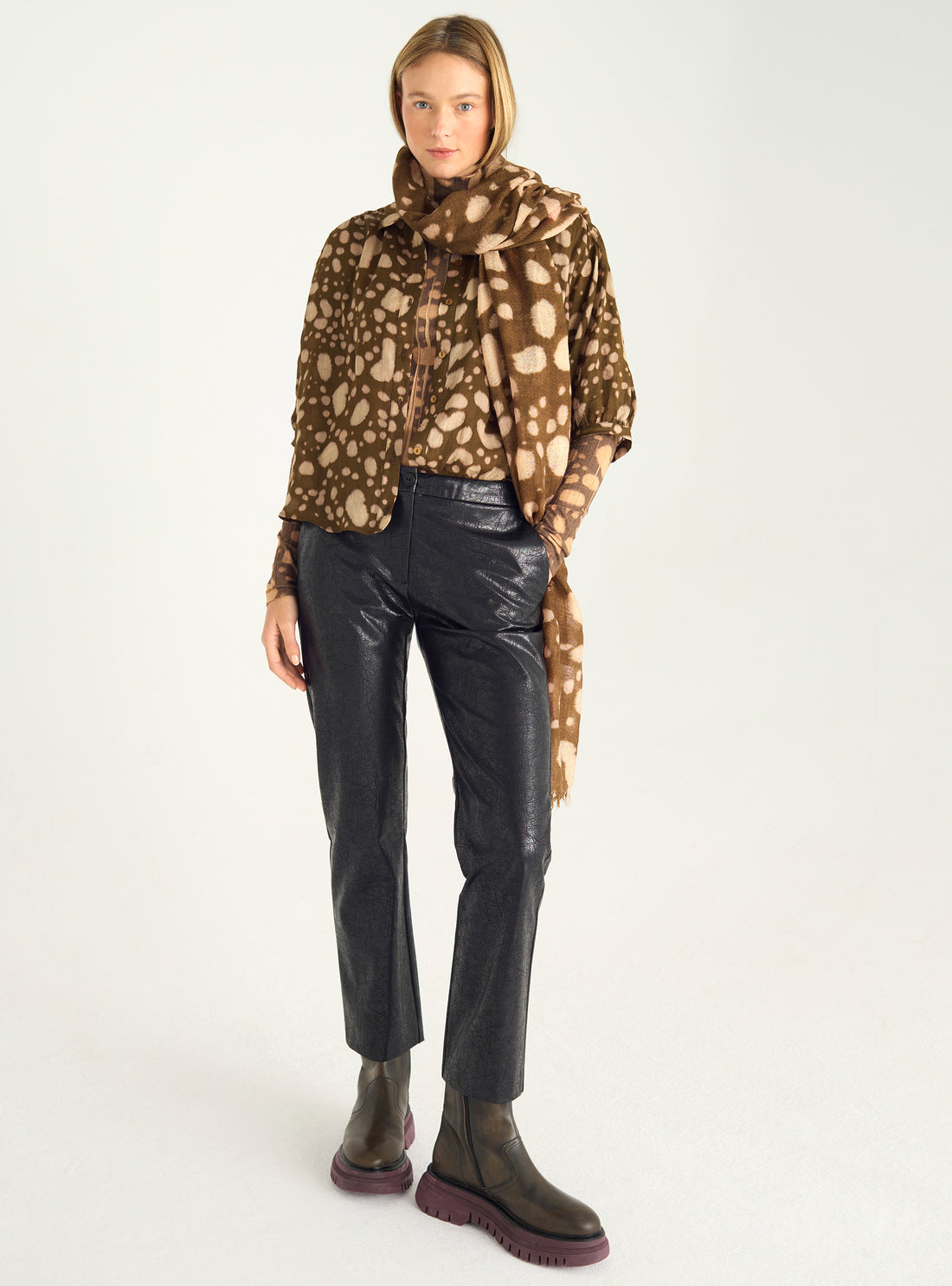 Balloon sleeve shirt