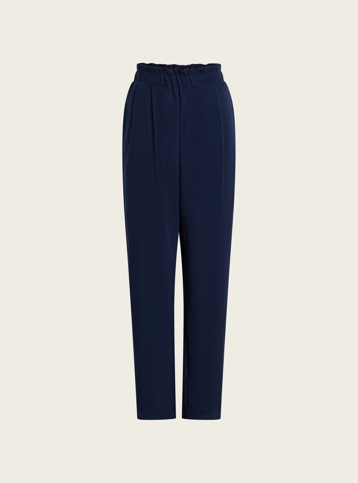 Flowing pants with ruffled waist