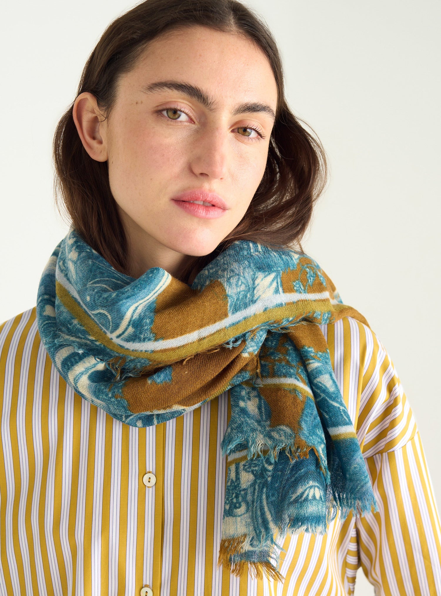 Printed wool scarf