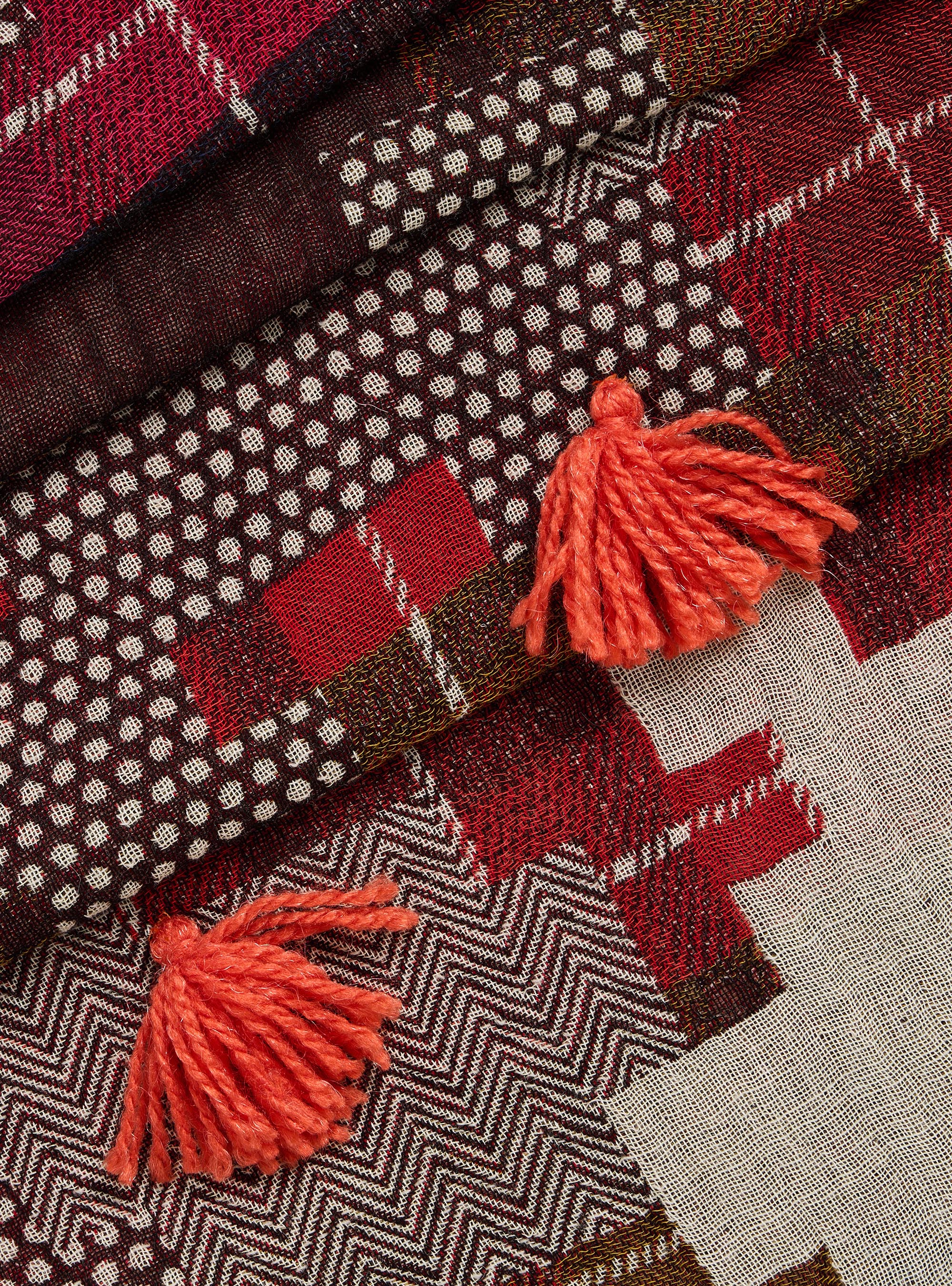 Colorful jacquard scarf