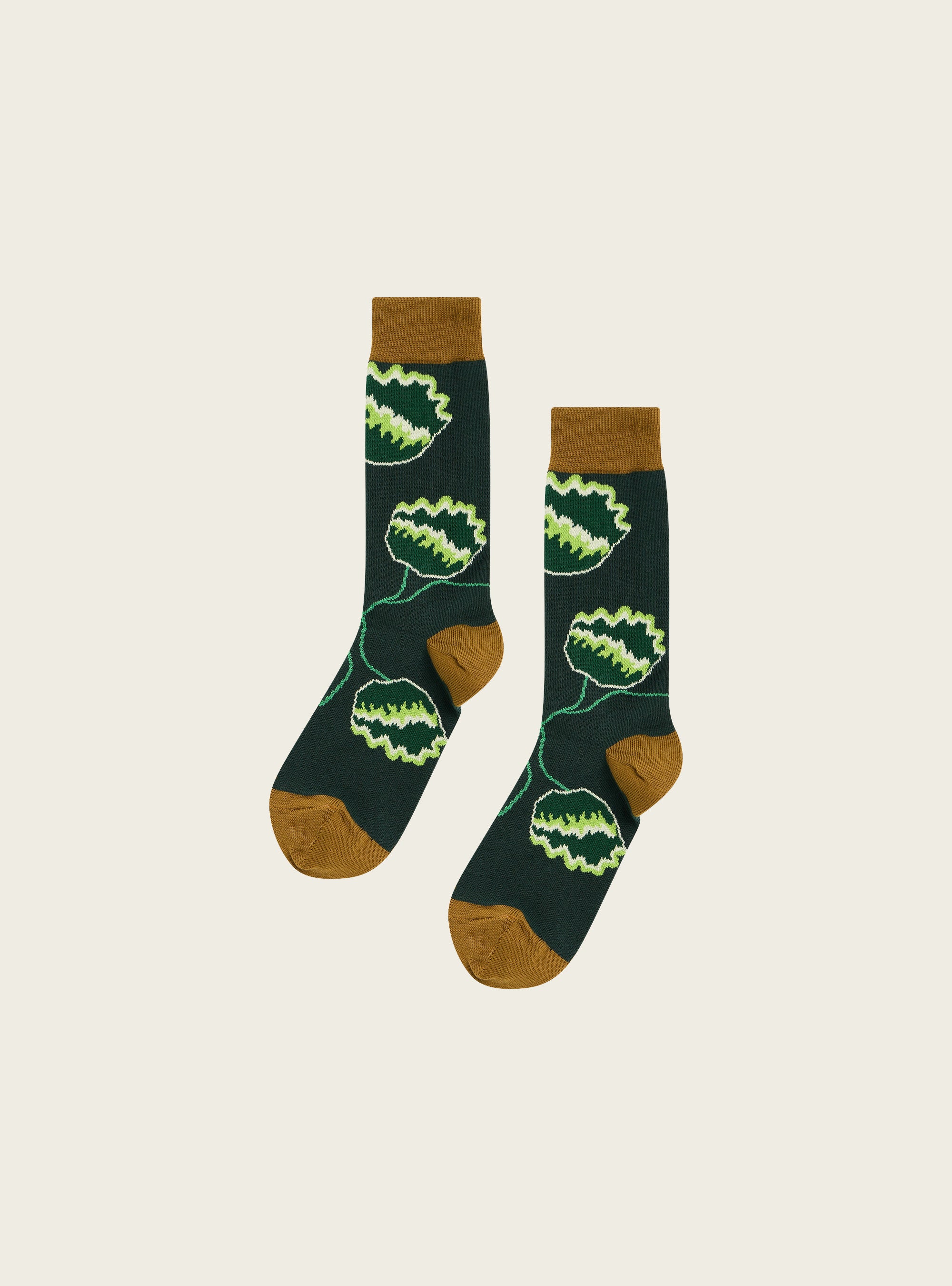 “Heart String” jacquard socks
Cotélac x Antipast collaboration