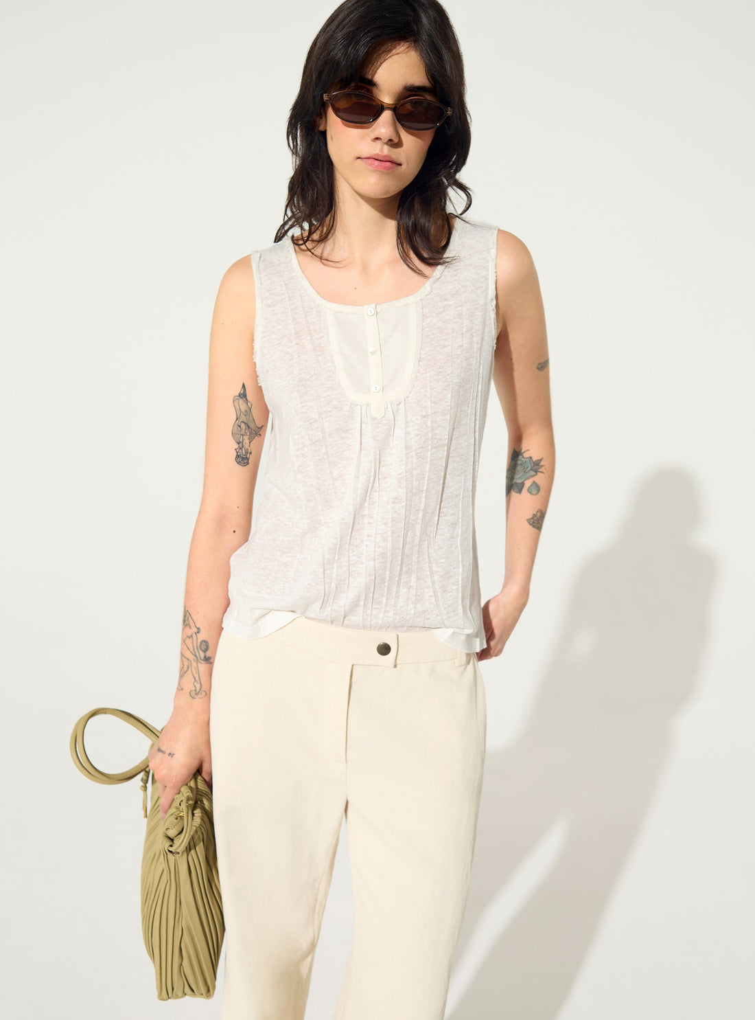 White fitted tank top