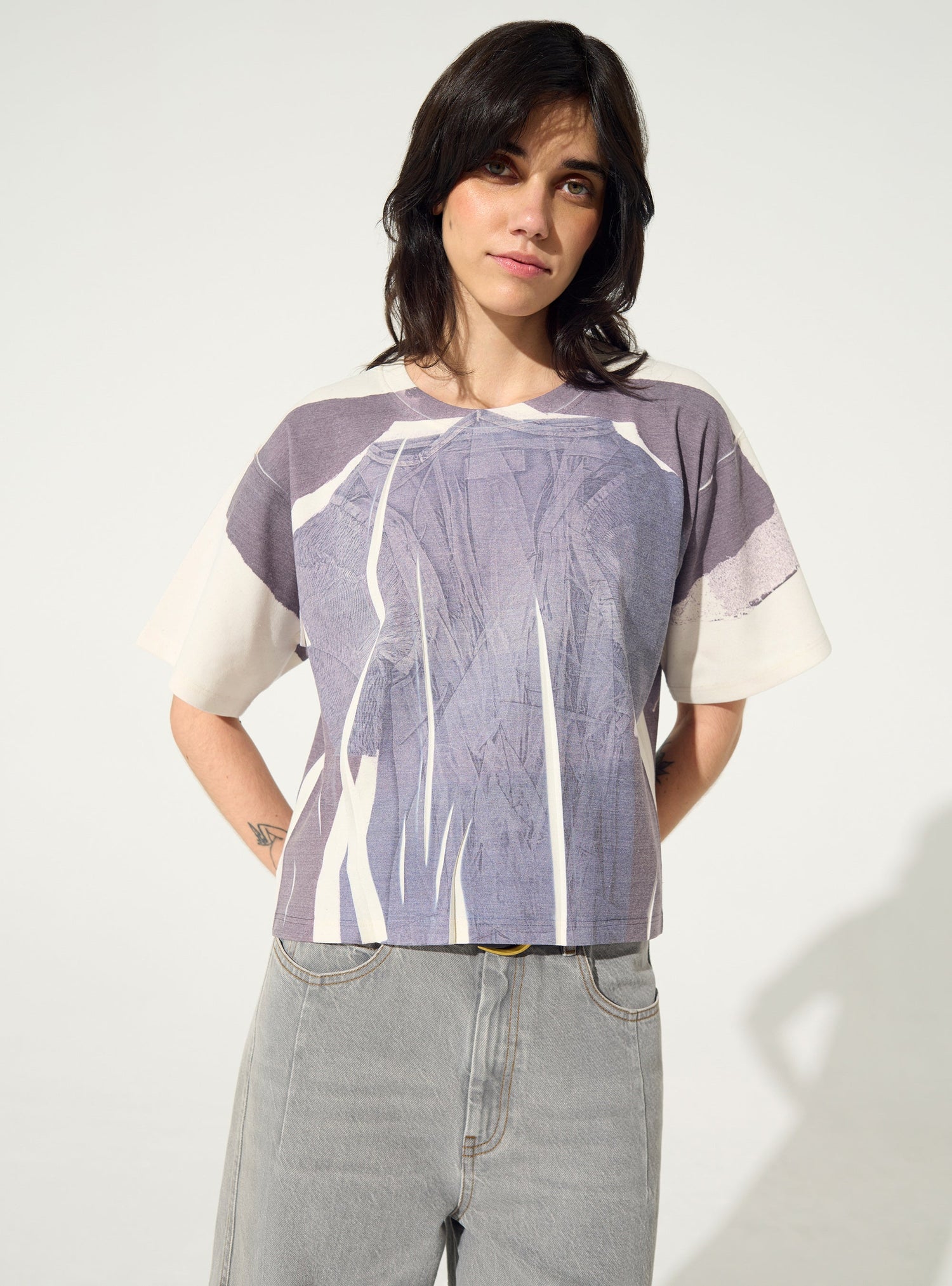 Fitted T-shirt with blue sublimation