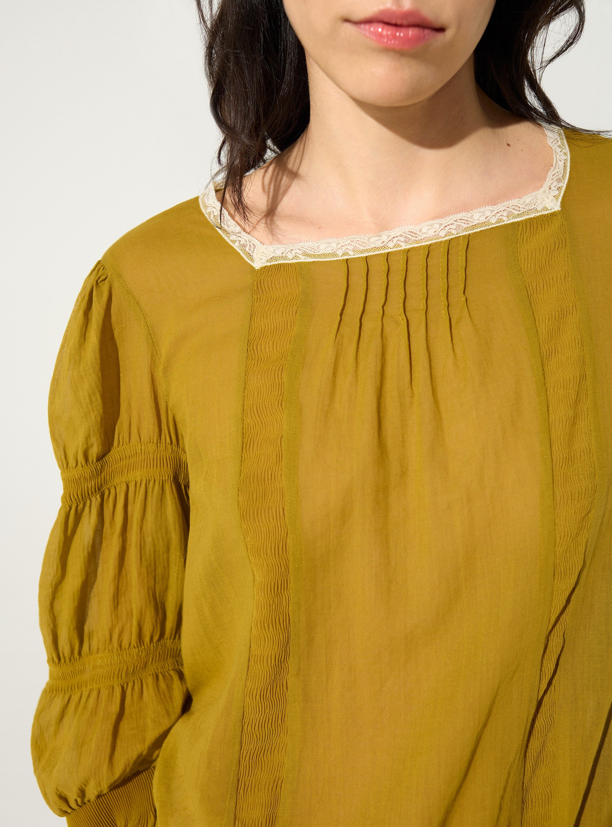 Pleated blouse and Calais-Caudry® lace yellow ochre