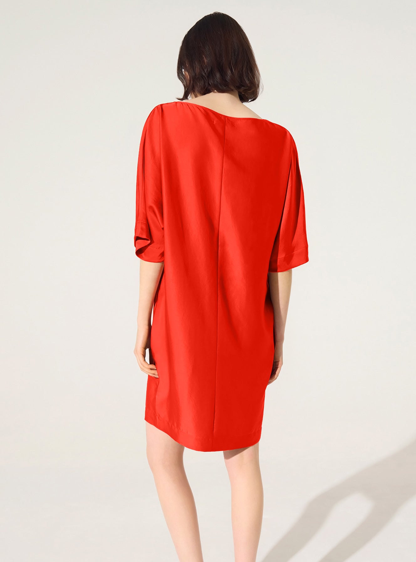 Loose red dress