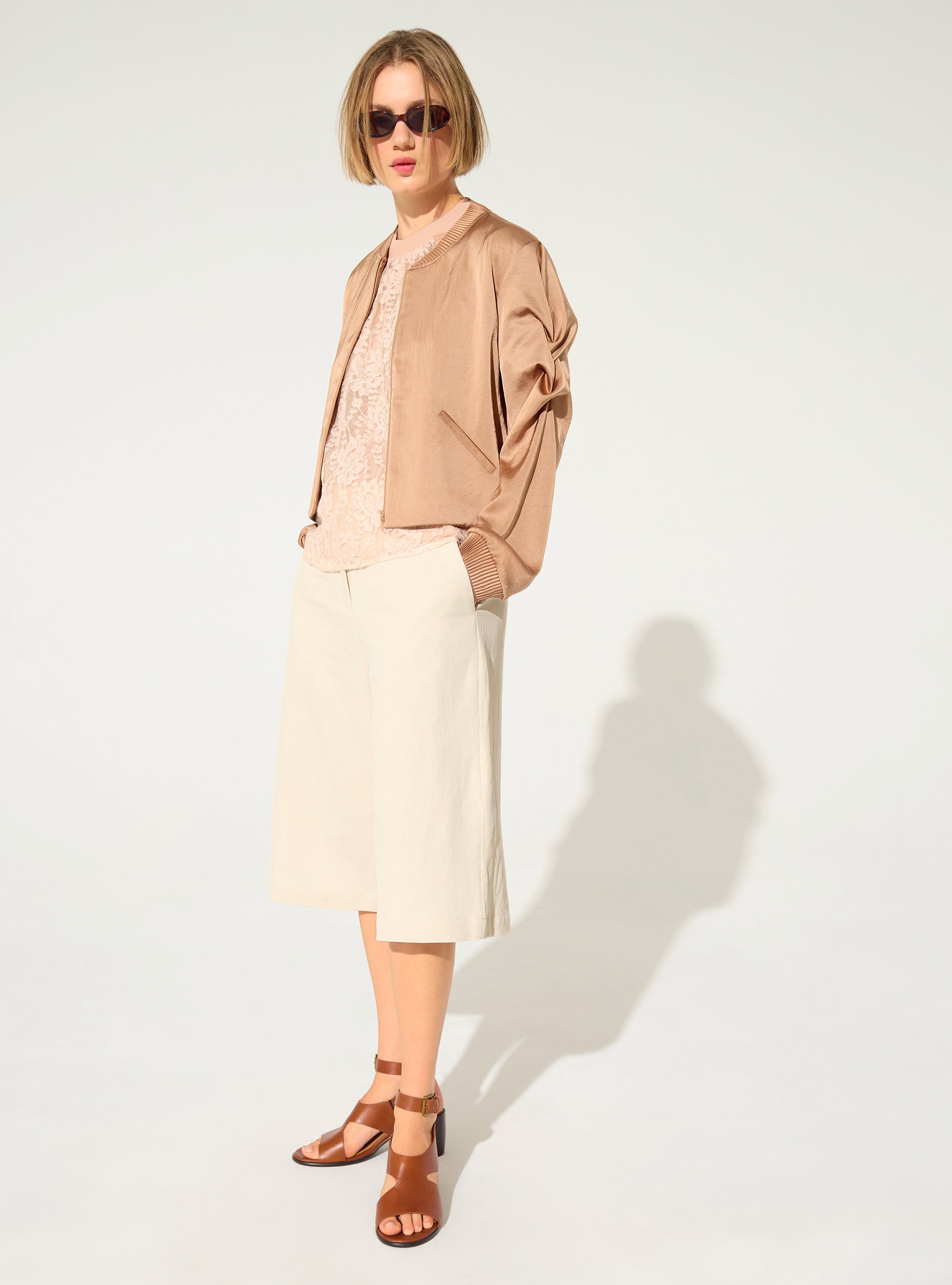 Pink pleated straight jacket