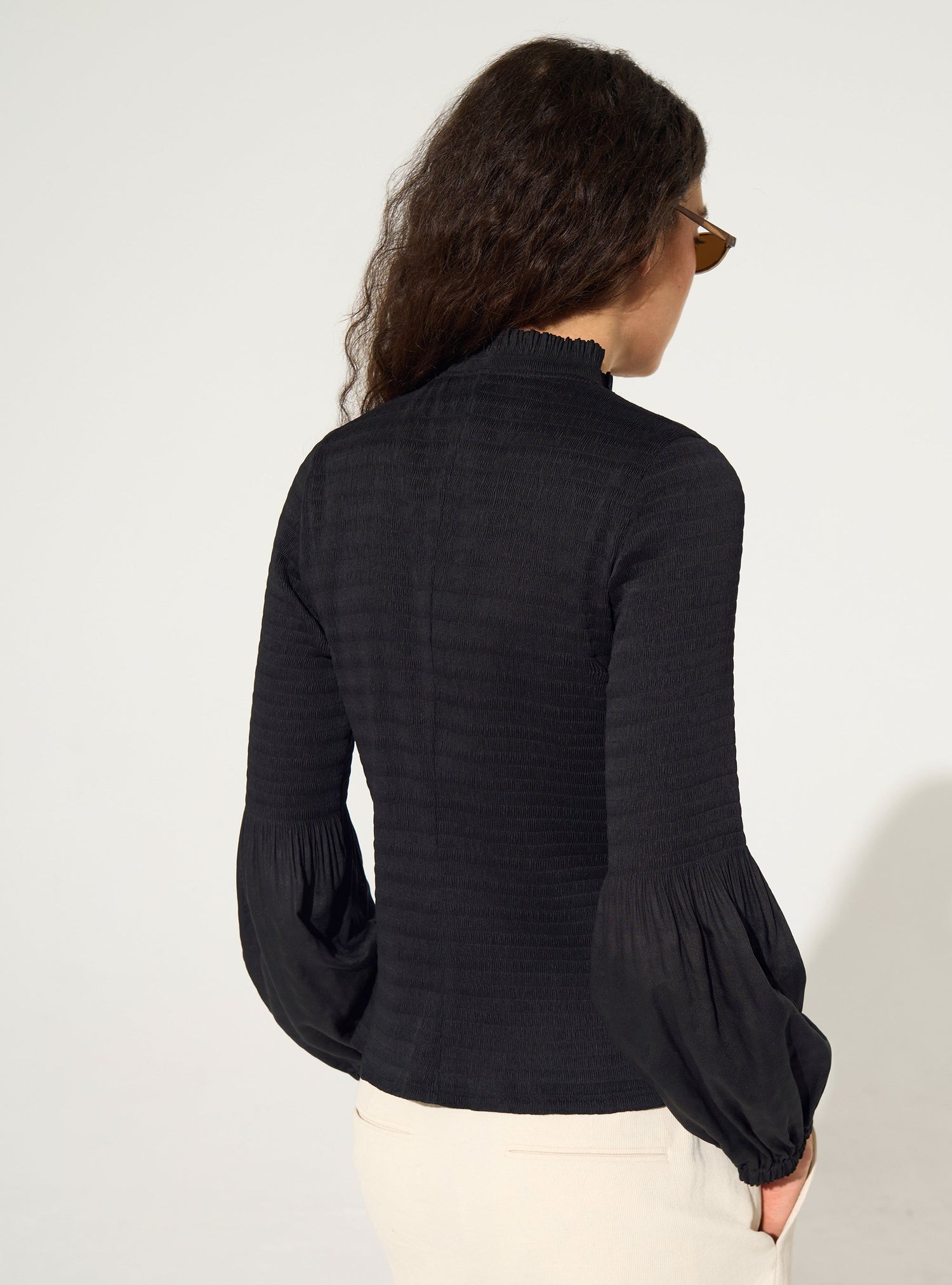 Black pleated fitted shirt