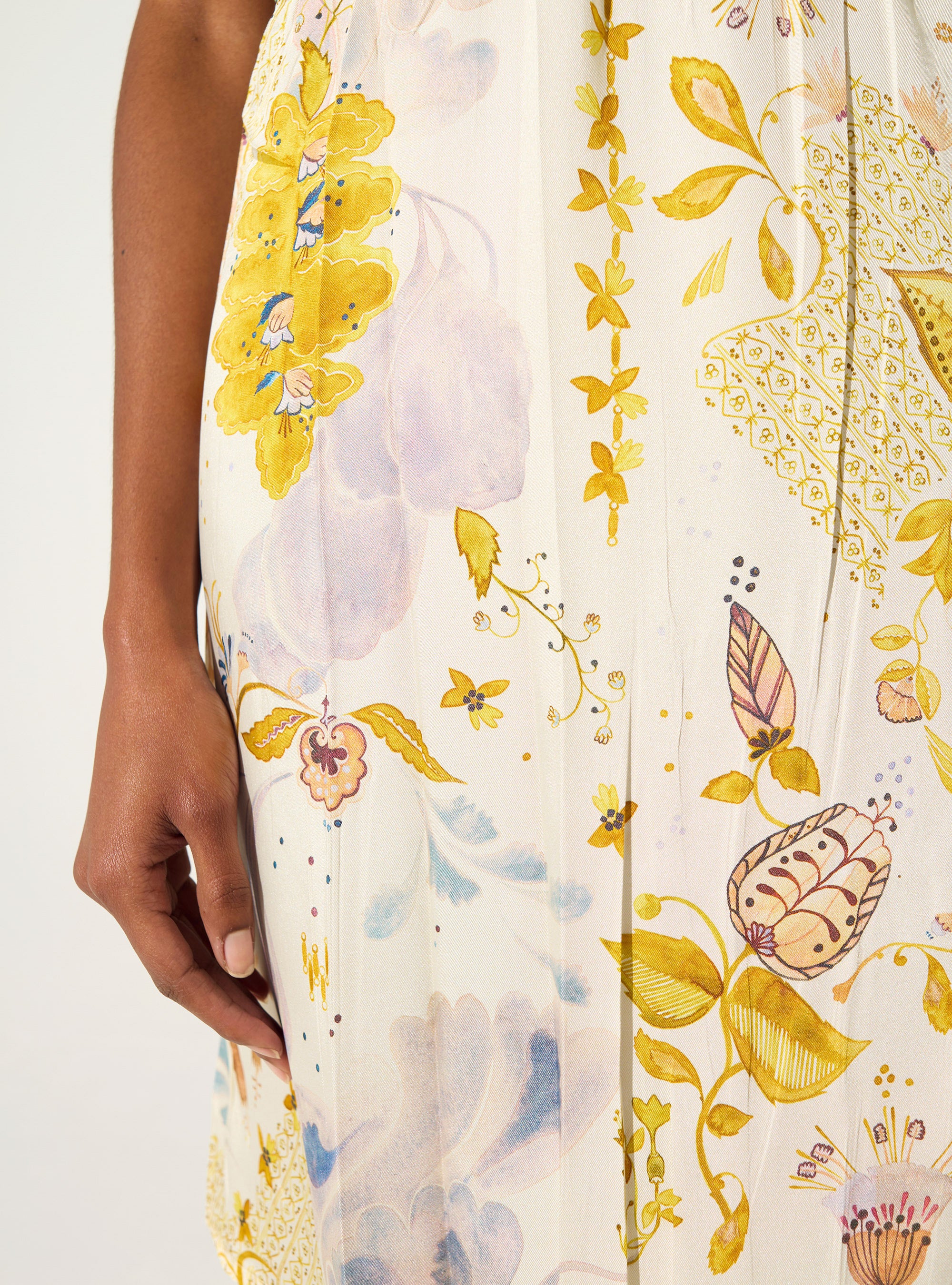 Fitted pleated printed dress