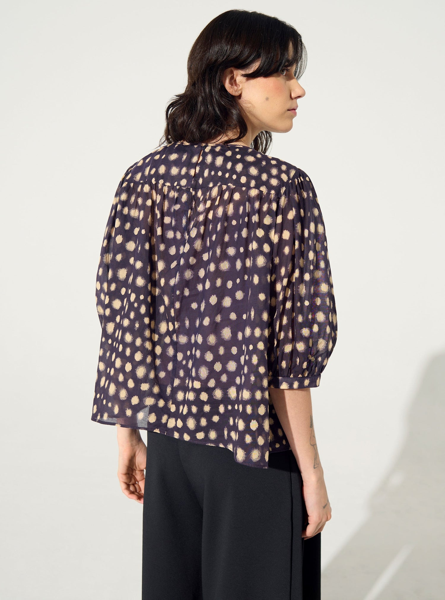 Oversized blouse with purple cotton house print