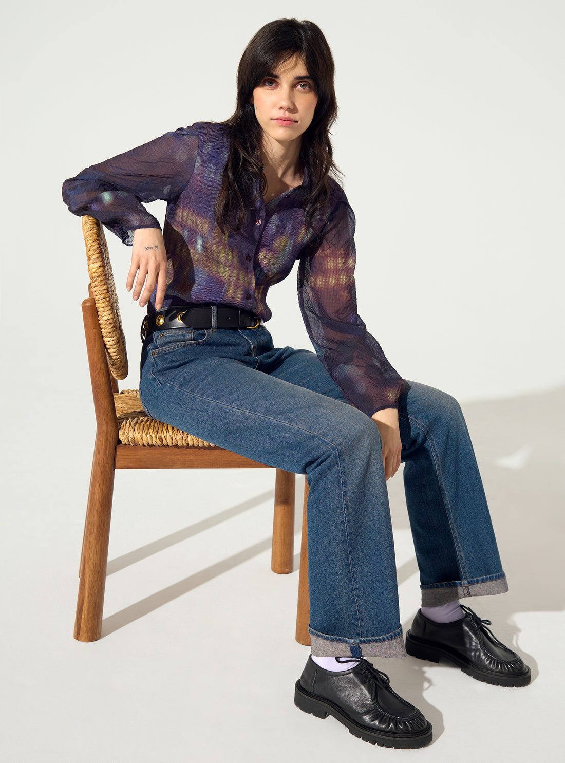 Fitted pleated shirt with purple house print