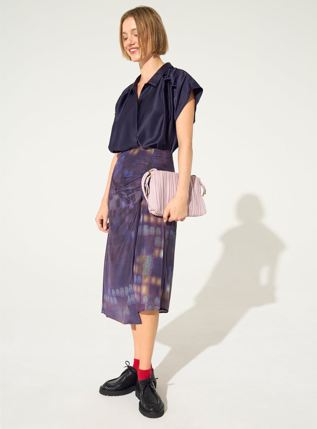 Purple house print pleated midi skirt