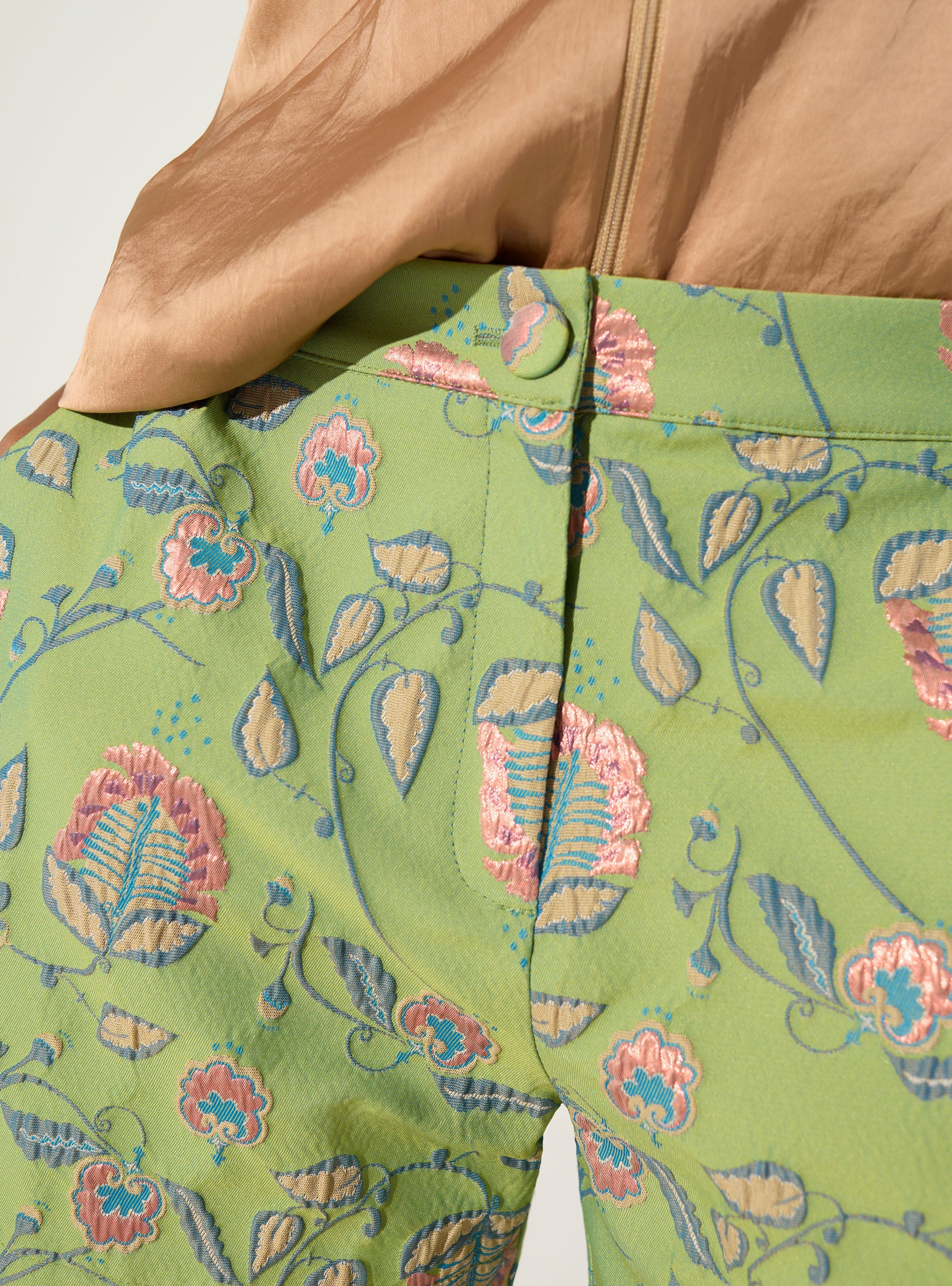 Green jacquard shorts