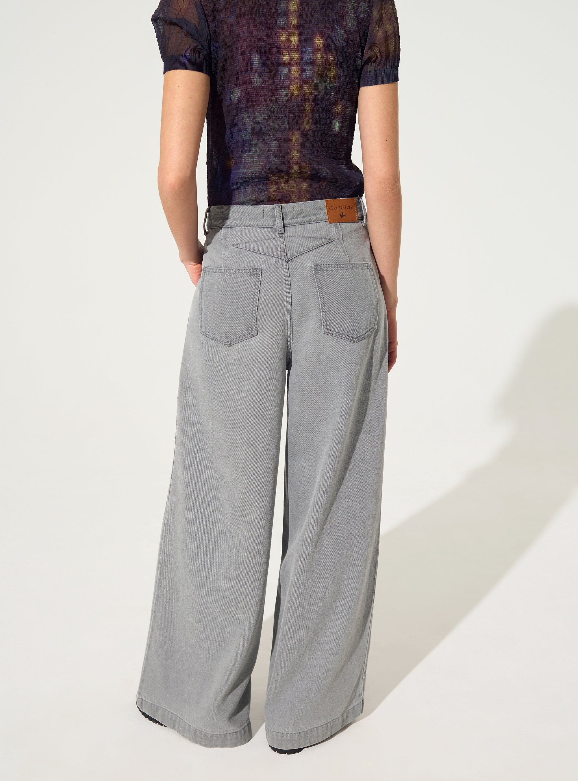 Grey lyocell and cotton jeans